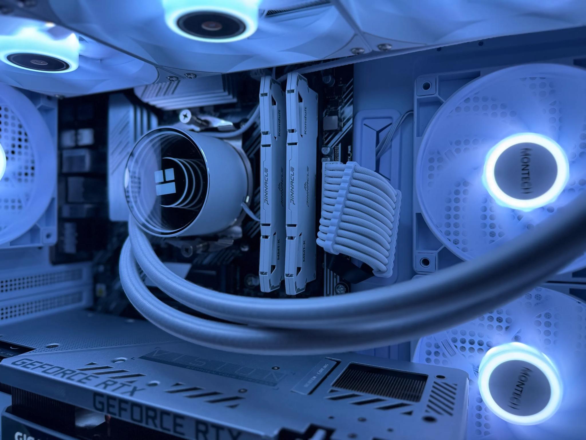 🌨️ARCTIC🌨️ White Gaming PC | RTX 3080 , RYZEN 7 5800X, 32GB DDR4 RAM, 1TB M.2