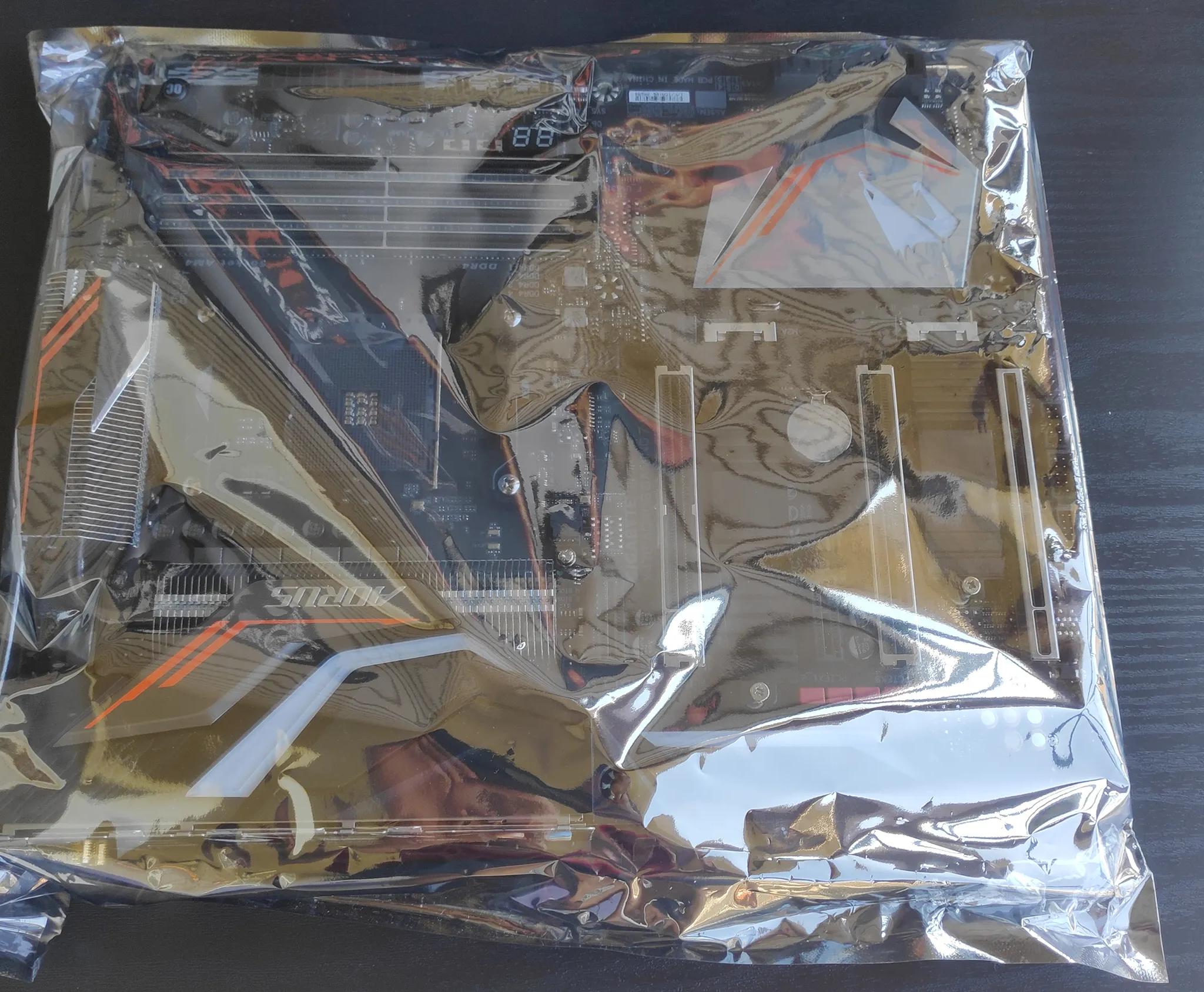 Gigabyte X470 Aorus Gaming 7 Wifi Socket AM4 Motherboard for AMD Ryzen Processors (Open box)