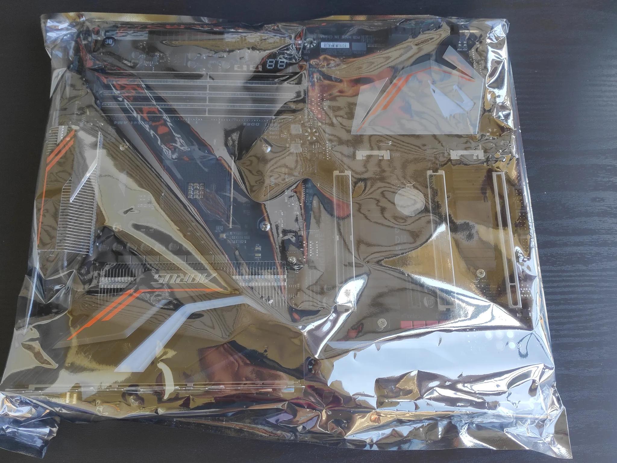 Gigabyte X470 Aorus Gaming 7 Wifi Socket AM4 Motherboard for AMD Ryzen Processors (Open box)