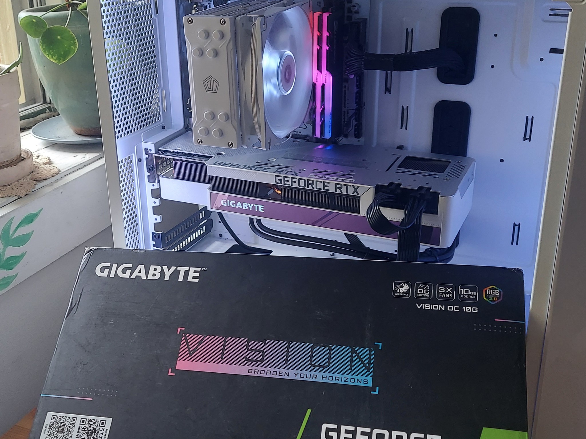 Ice Queen  -  Nvidia RTX 3080 and AMD Ryzen 7 5700X  -  Gaming PC for 4k / 1440p