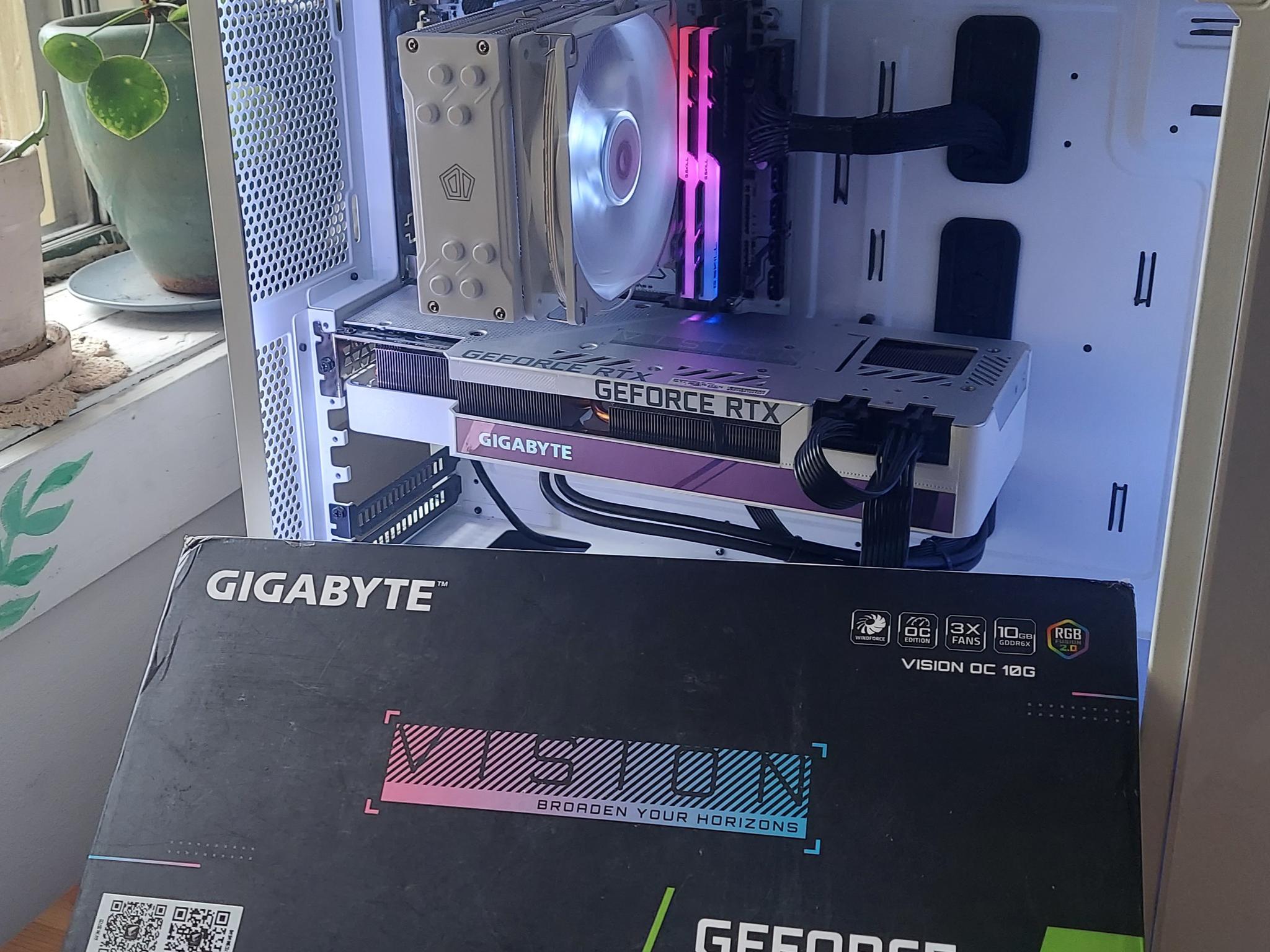 Ice Queen  -  Nvidia RTX 3080 and AMD Ryzen 7 5700X  -  Gaming PC for 4k / 1440p
