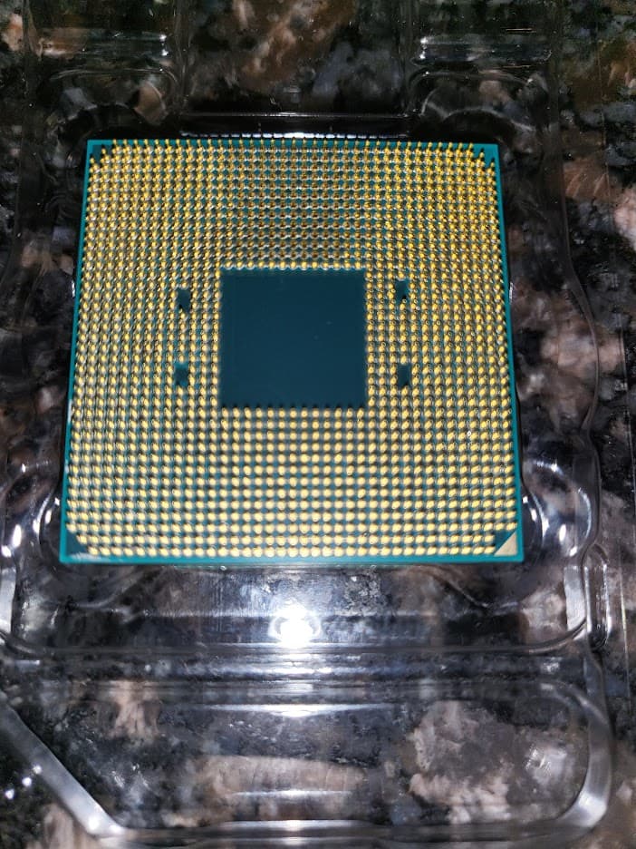 AMD Ryzen 5 1600 6 Cores/12 Threads