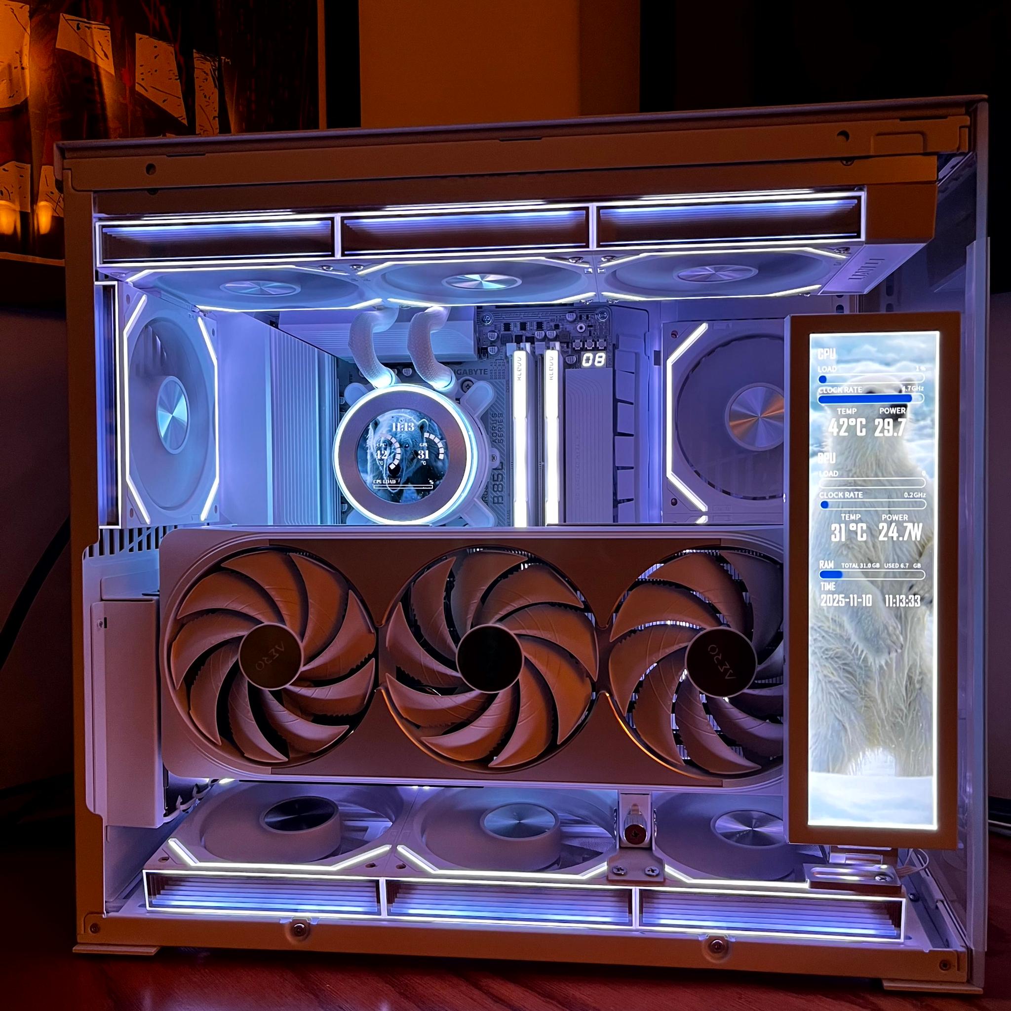 Isbjørn - RTX 5070 Ti OC | Ryzen 7 9800x3d | 2TB NVME | 32GB @6400 MT/sec | 1000W Gold PSU