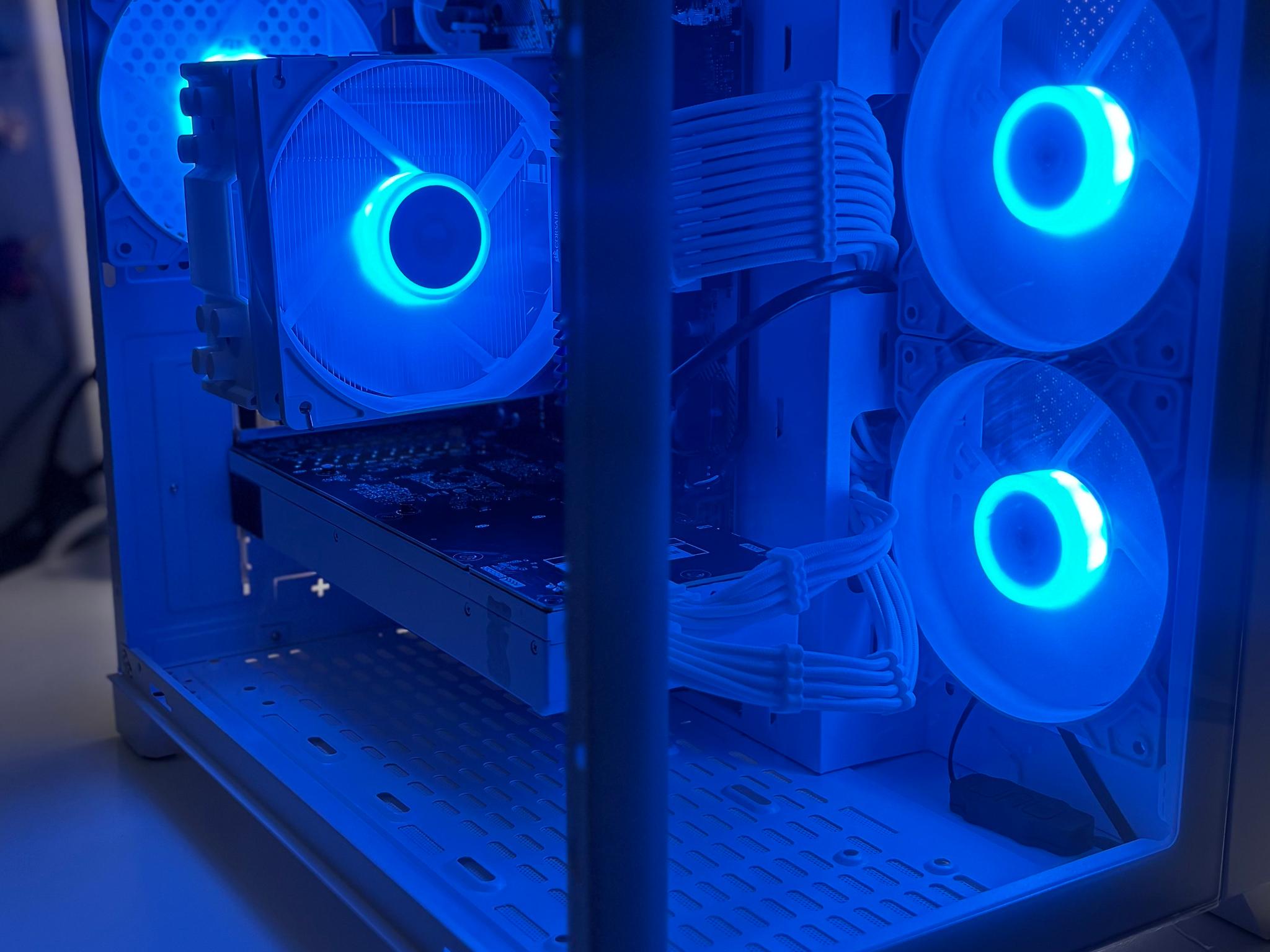 White Gaming PC - RTX 3070, Ryzen 5 3600, 16GB RAM, 512GB SSD