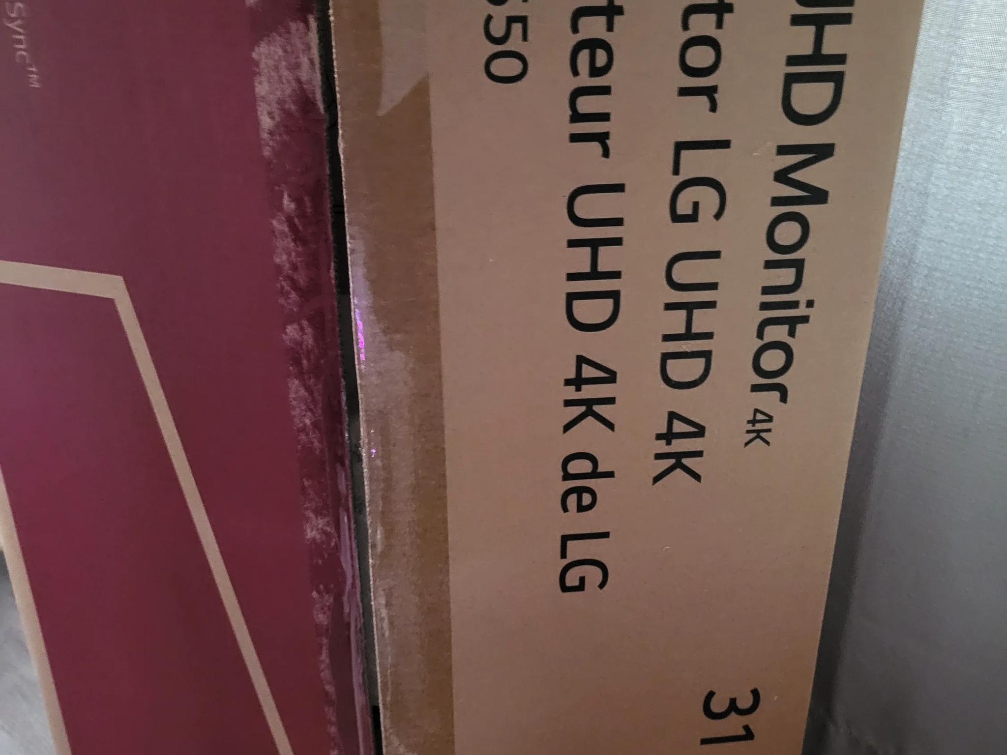 LG 32" UHD 4K FreeSync Monitor