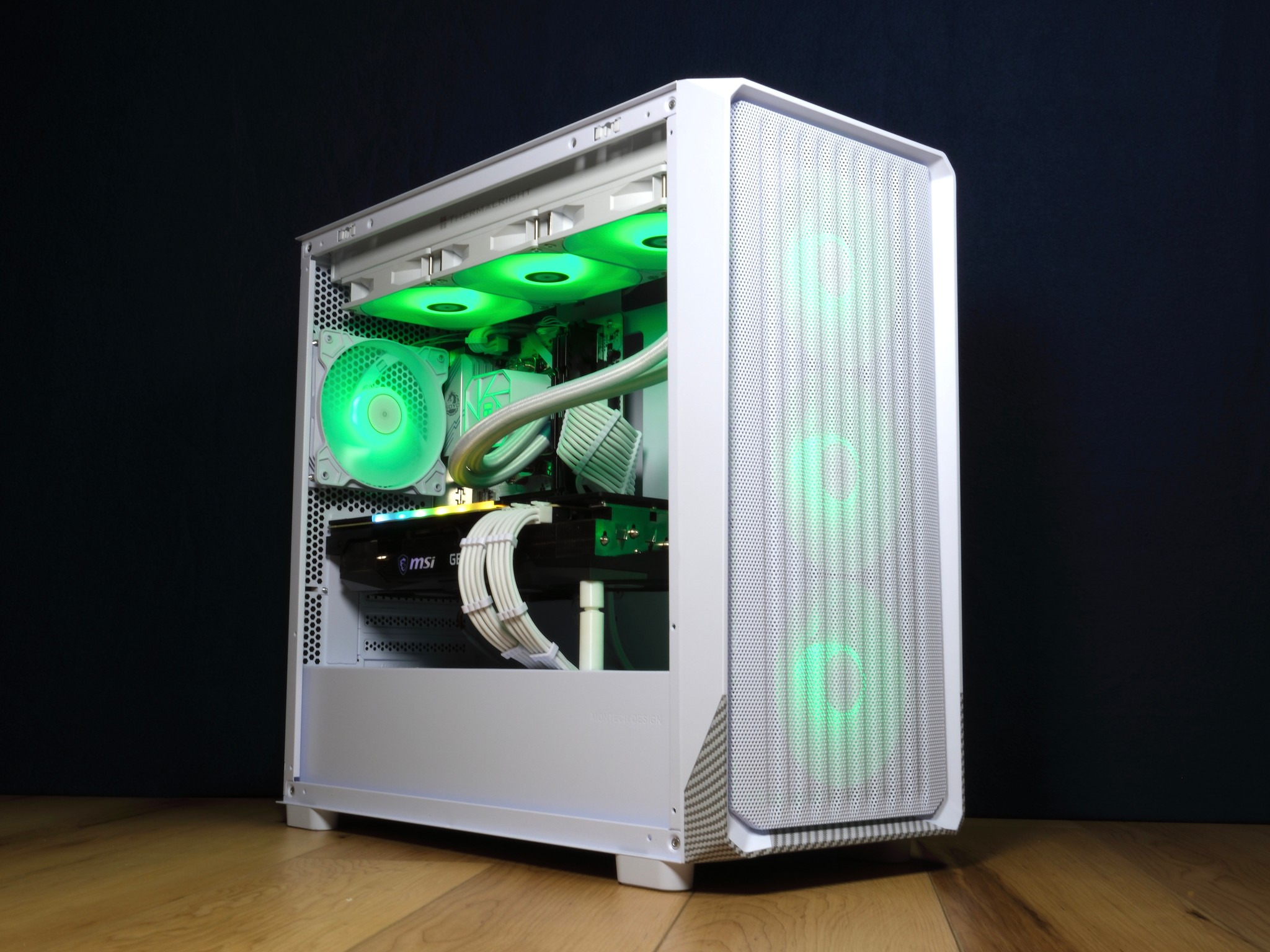 RTX 3070 | R5 5600 | 32GB DDR4 | 1TB SSD