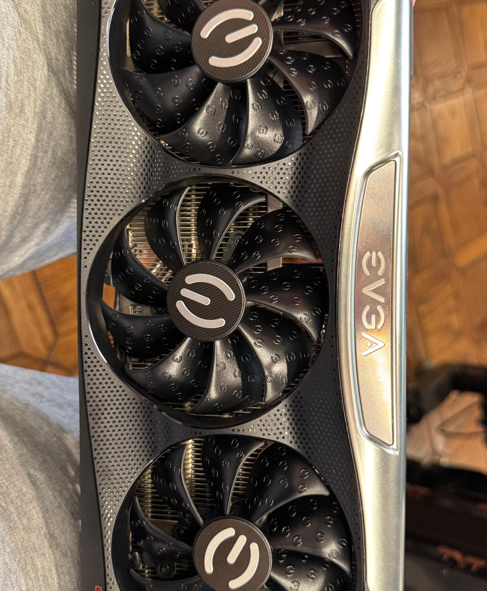 EVGA RTX 3090 FTW3 Ultra