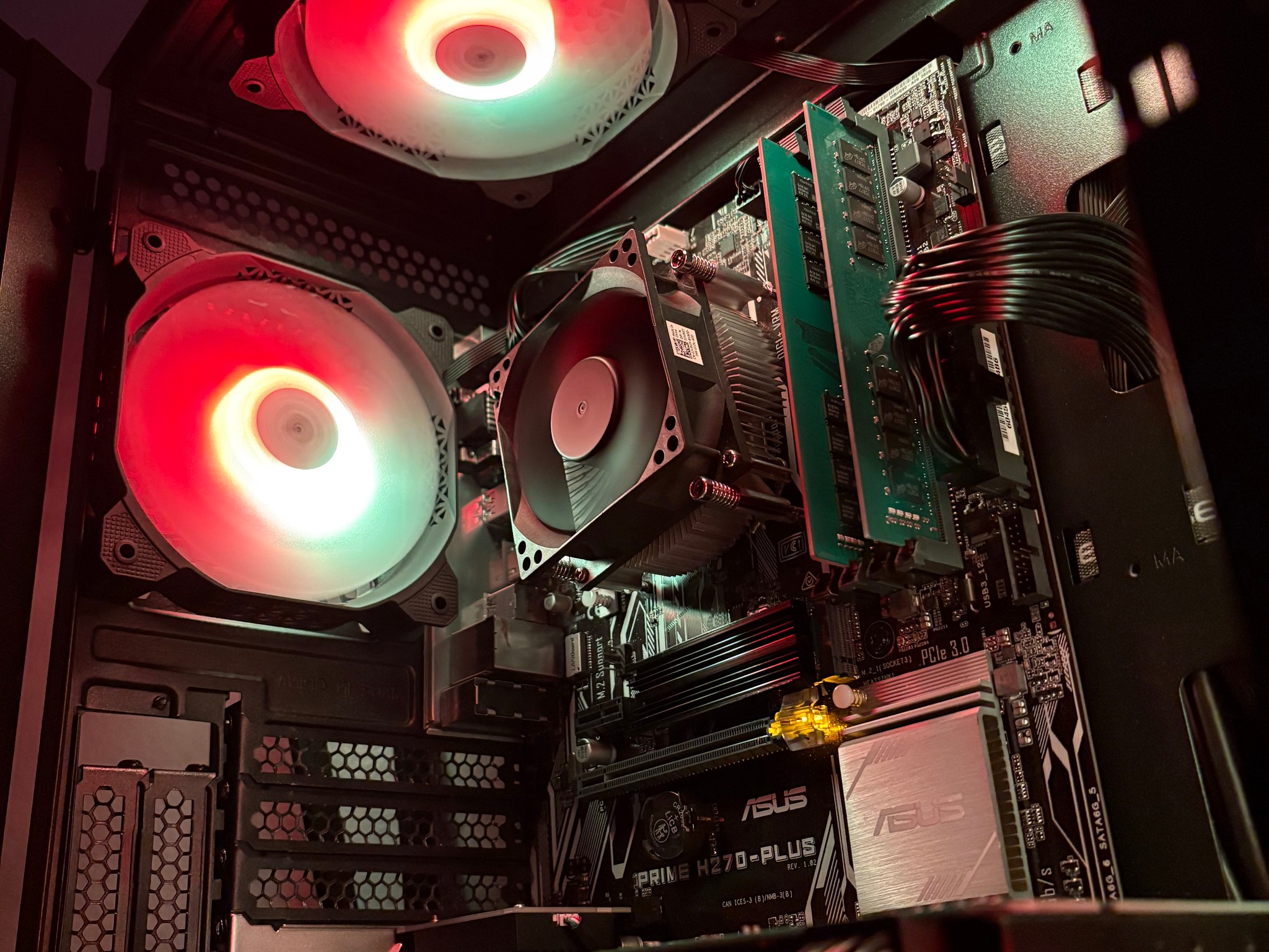 Custom PC - Intel i7-7700 | GTX 1070 | 32GB DDR4 | 256GB NVMe + 500GB SATA SSD | WIFI + BT | Win11