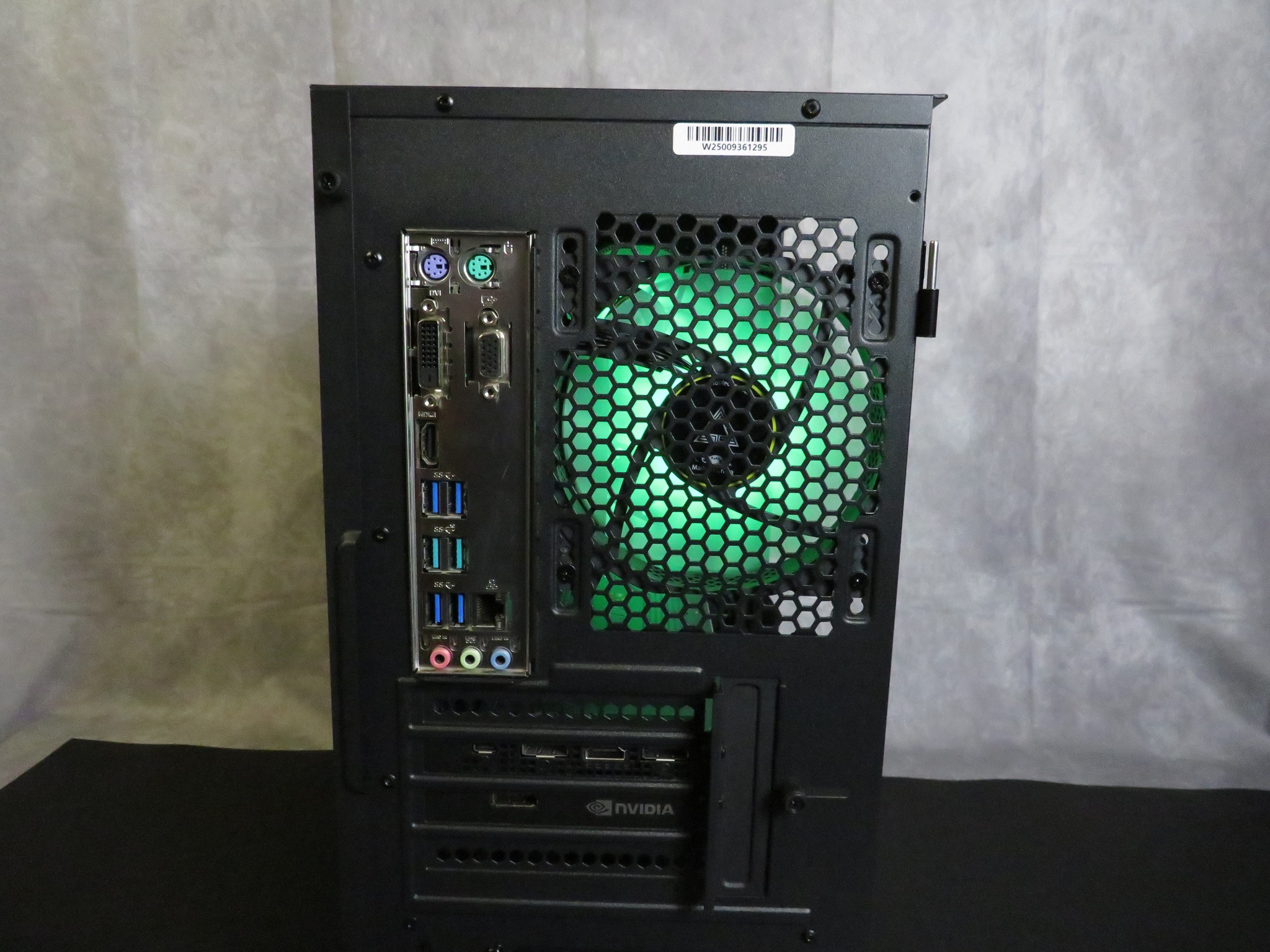 Founders Edition 1440p Budget Gamer: Ryzen 5 3600 + Nvidia FE RTX 2070 Super + 16 GB DDR4 + 1 TB SSD