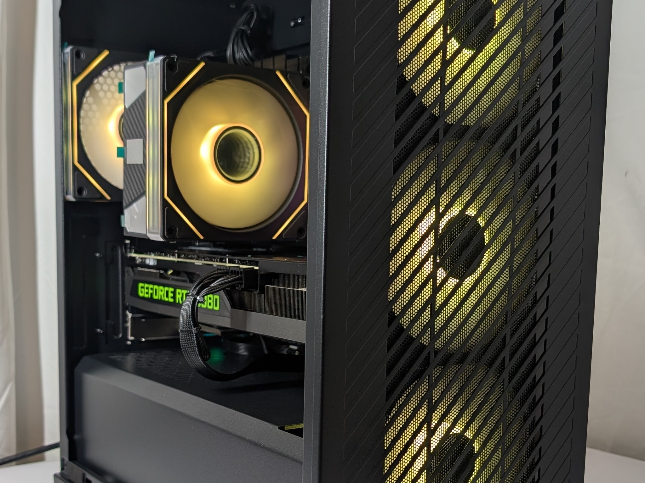 RTX 3080 | i7 12700KF | 16GB DDR5 | 1TB NVME | 650W