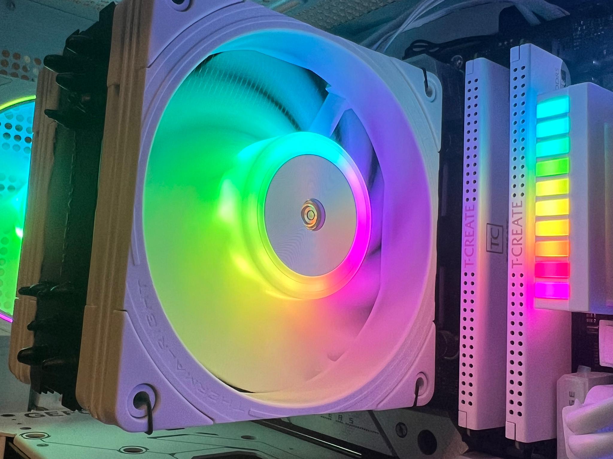 "Space Age" Intel I5 13600kf, RTX 4070, 32gb ddr5, Wifi 6E gaming pc-Team Blue/Green