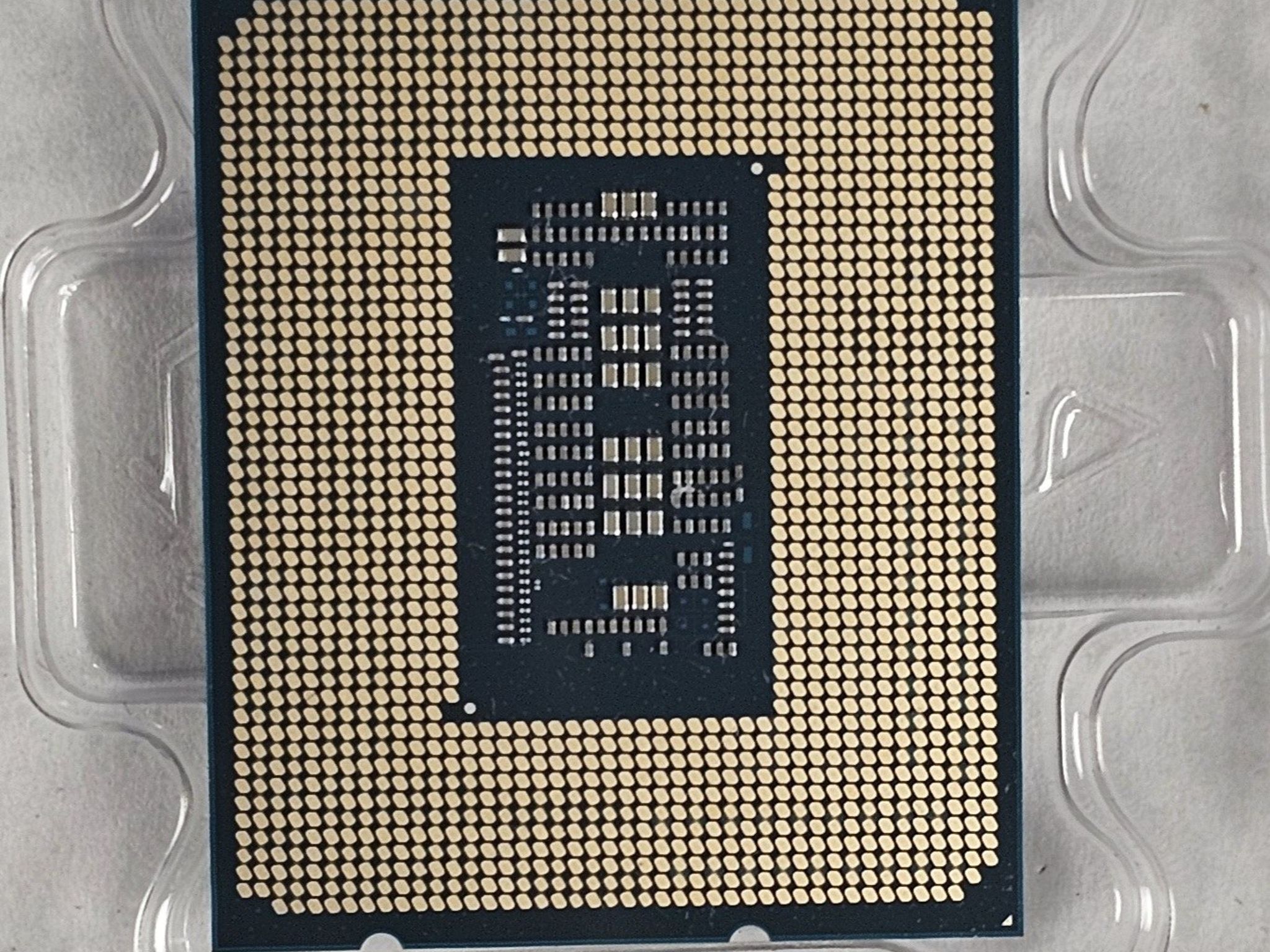 Intel Core i7-12700K LGA1700