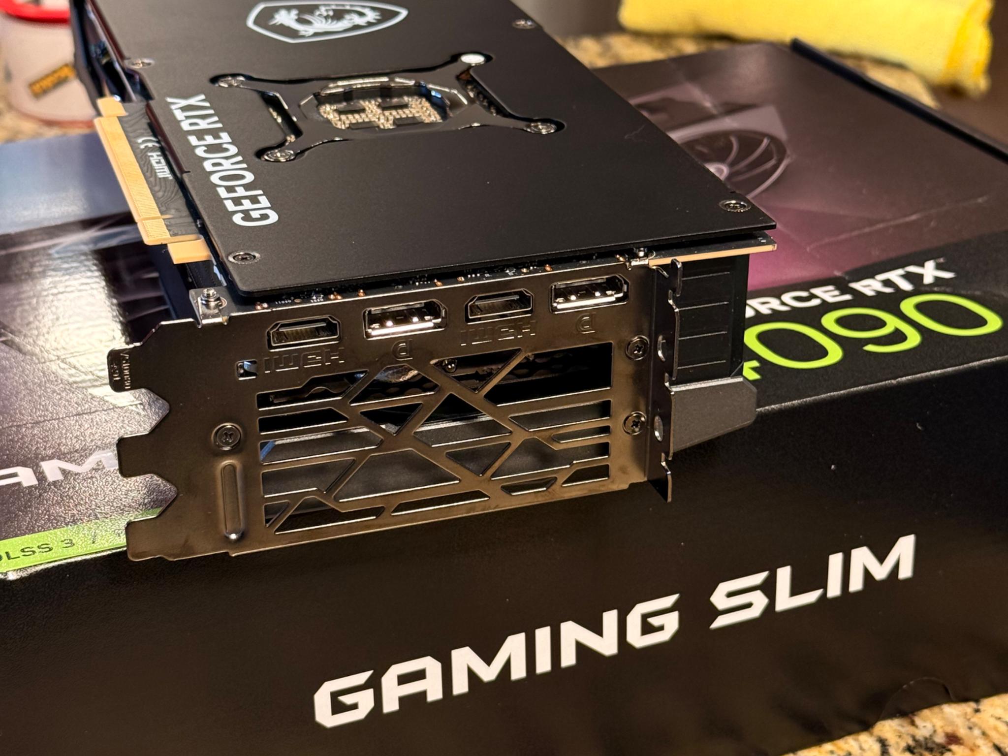 4090 - MSI Gaming Slim - Like New Barely Used