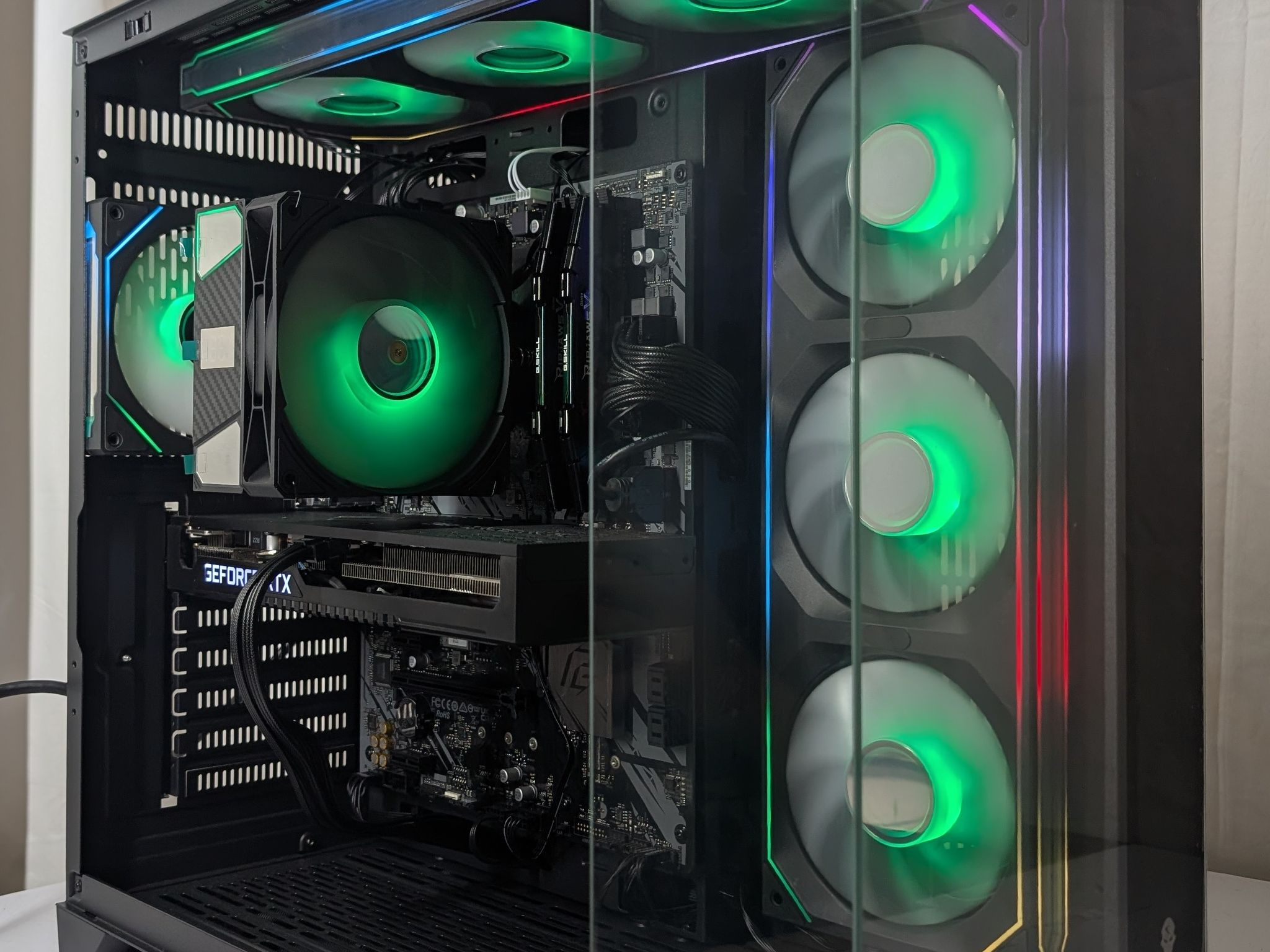 RTX 3070 | RYZEN  5 3600 | 32GB DDR4 | 1TB NVME | 750W PSU