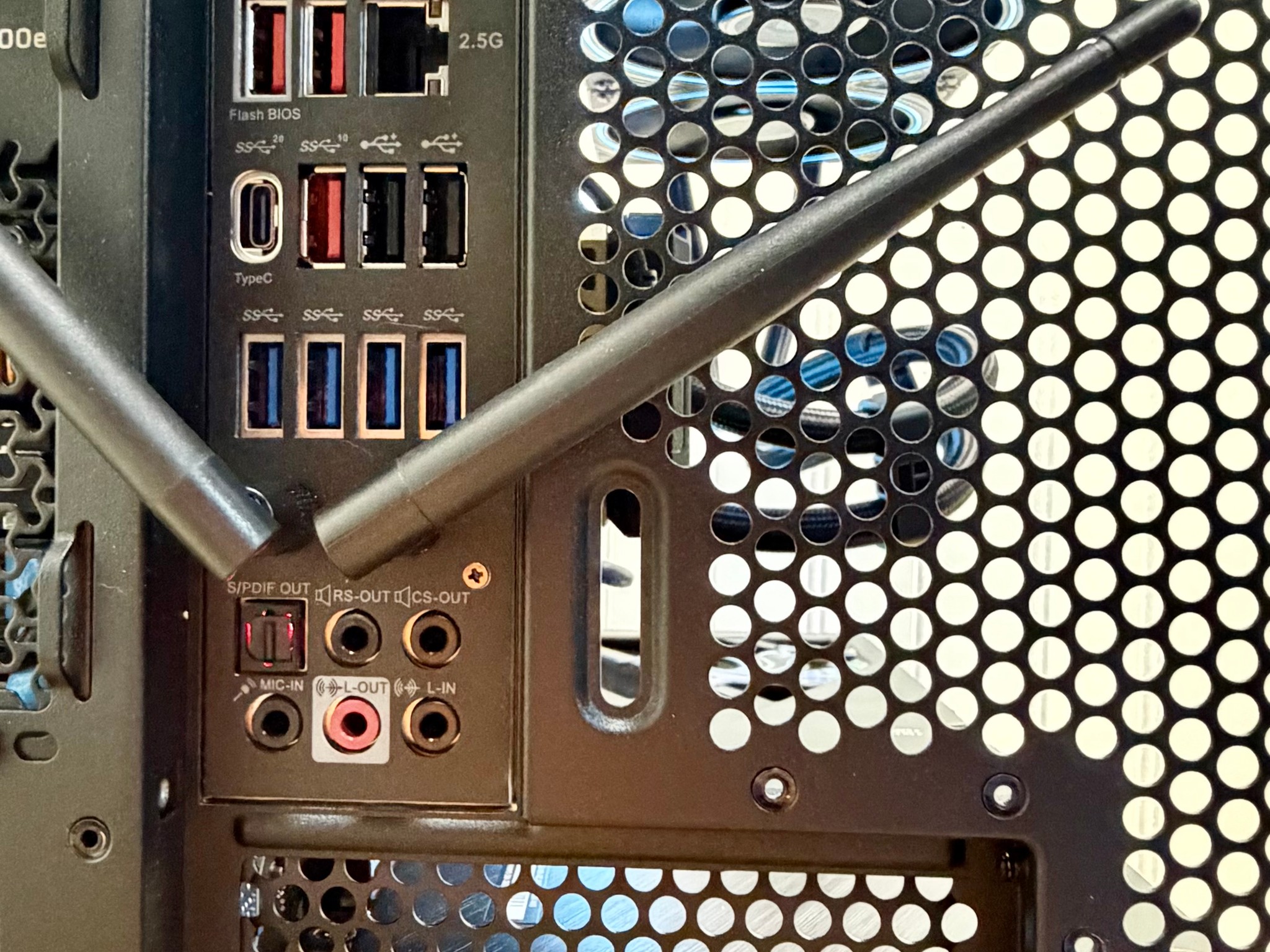 CREATOR PRIME | RTX 5070 Ti 16GB |Ryzen 9800X3D|32GB DDR5 6000 CL32|2TB NVMe+3TB HDD4K/ Workstation