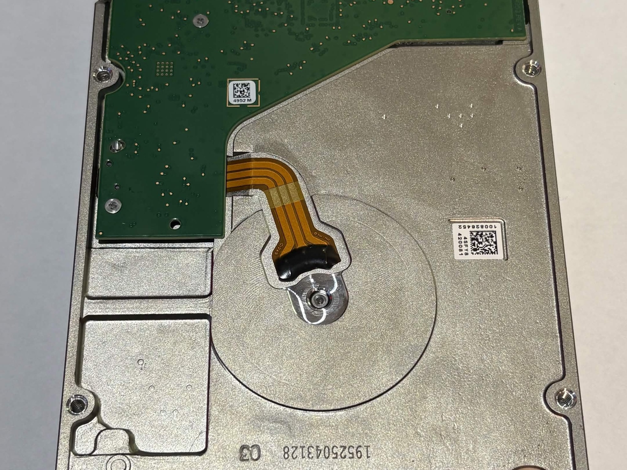 Seagate IronWolf 10TB NAS 7200RPM SATA 3.5" HDD – Tested – 882 Hours – Healthy SMART