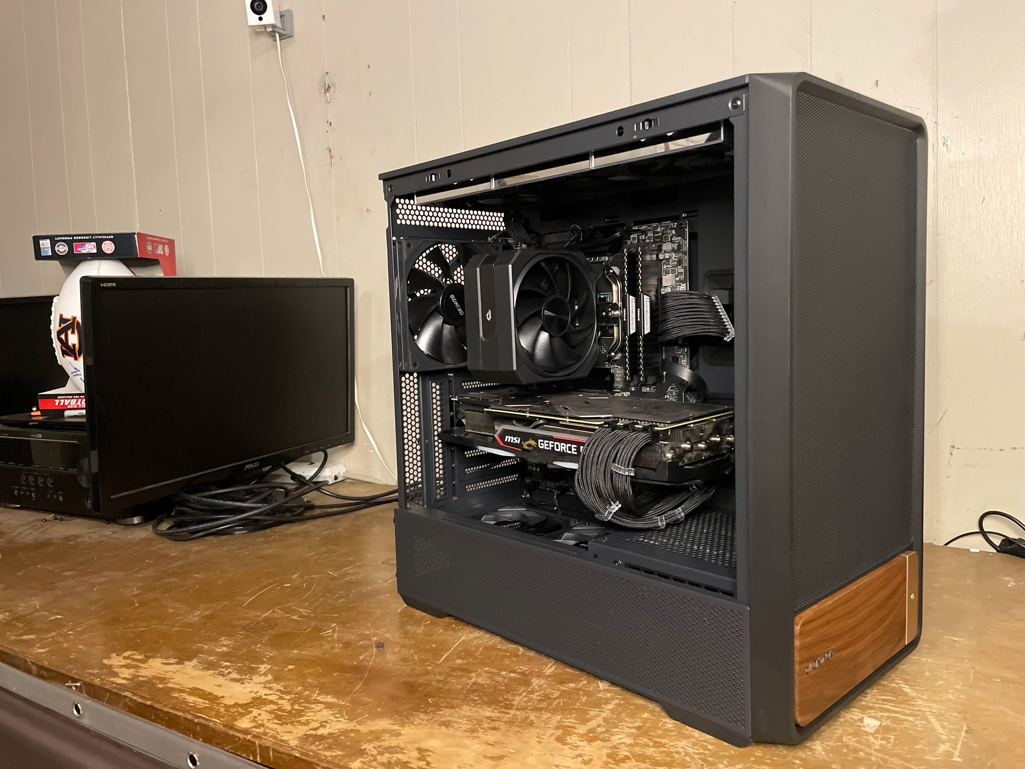 Ryzen 5 | 2080 Ti 11GB | 1TB | WiFi + Ethernet