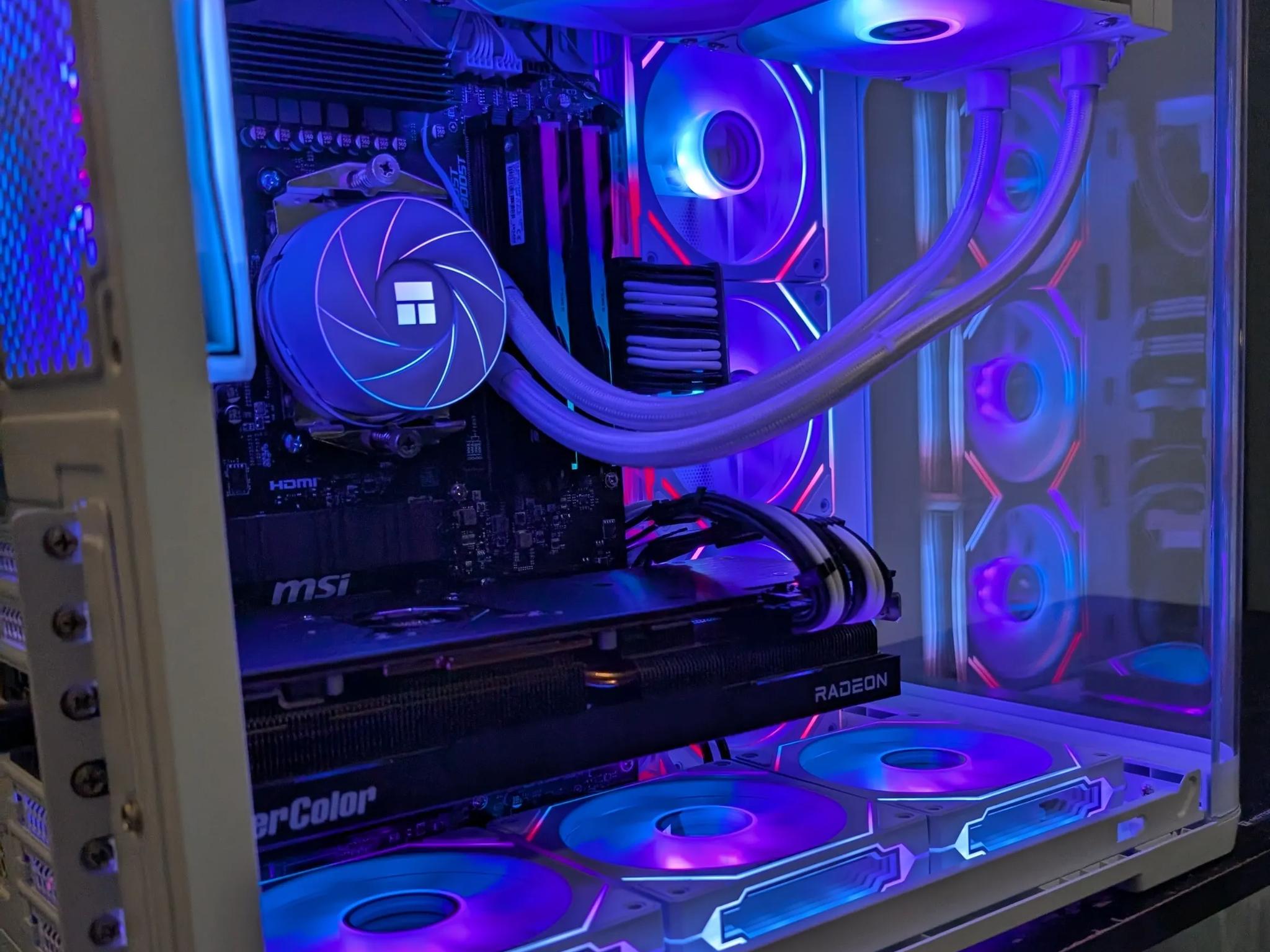 Ryzen 7 9700x | RX 7800 XT | 32 GB DDR5 6000 | 1 TB NVME | Liquid Cooled