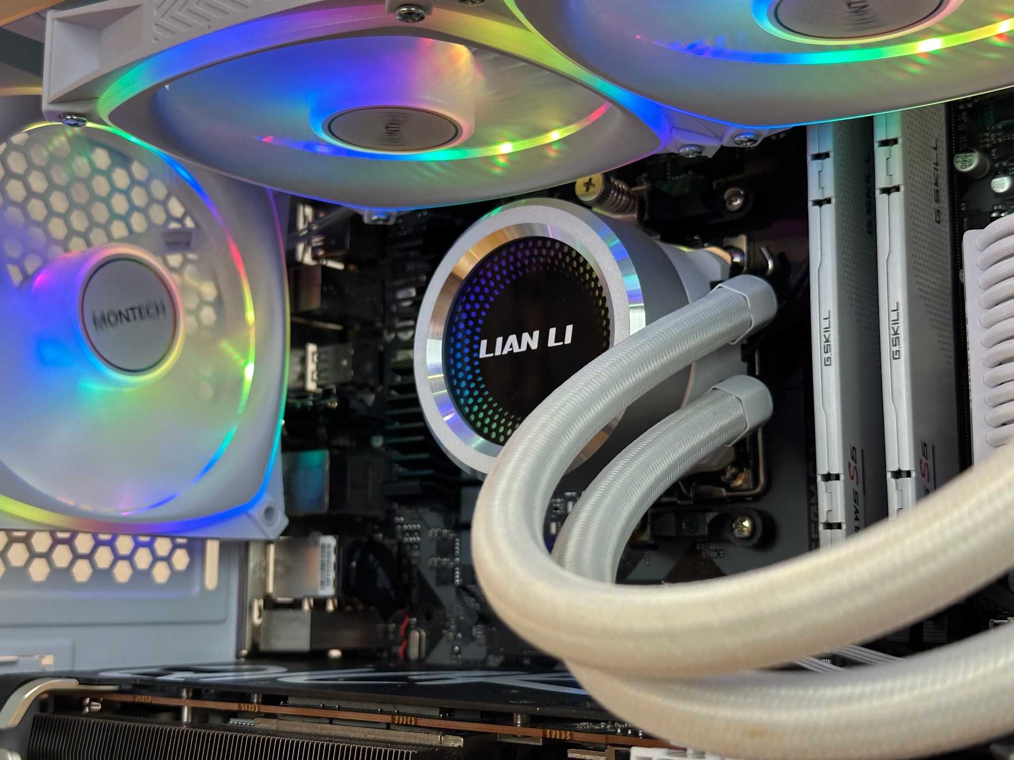 7800x3d | RX 6750XT | 32GB DDR5