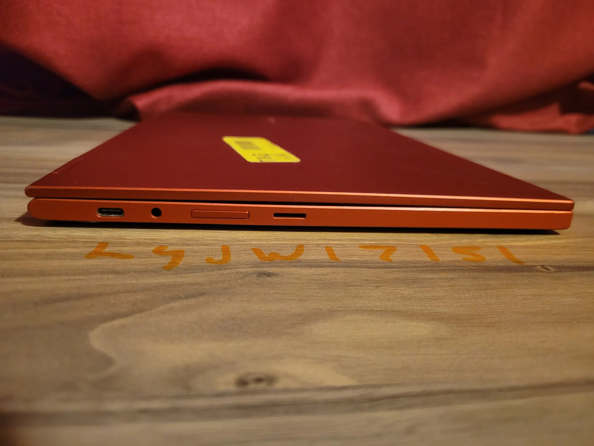 Samsung Galaxy Chromebook 2 - 13.3" QLED Touch Screen - intel i3 - 128gb emmc