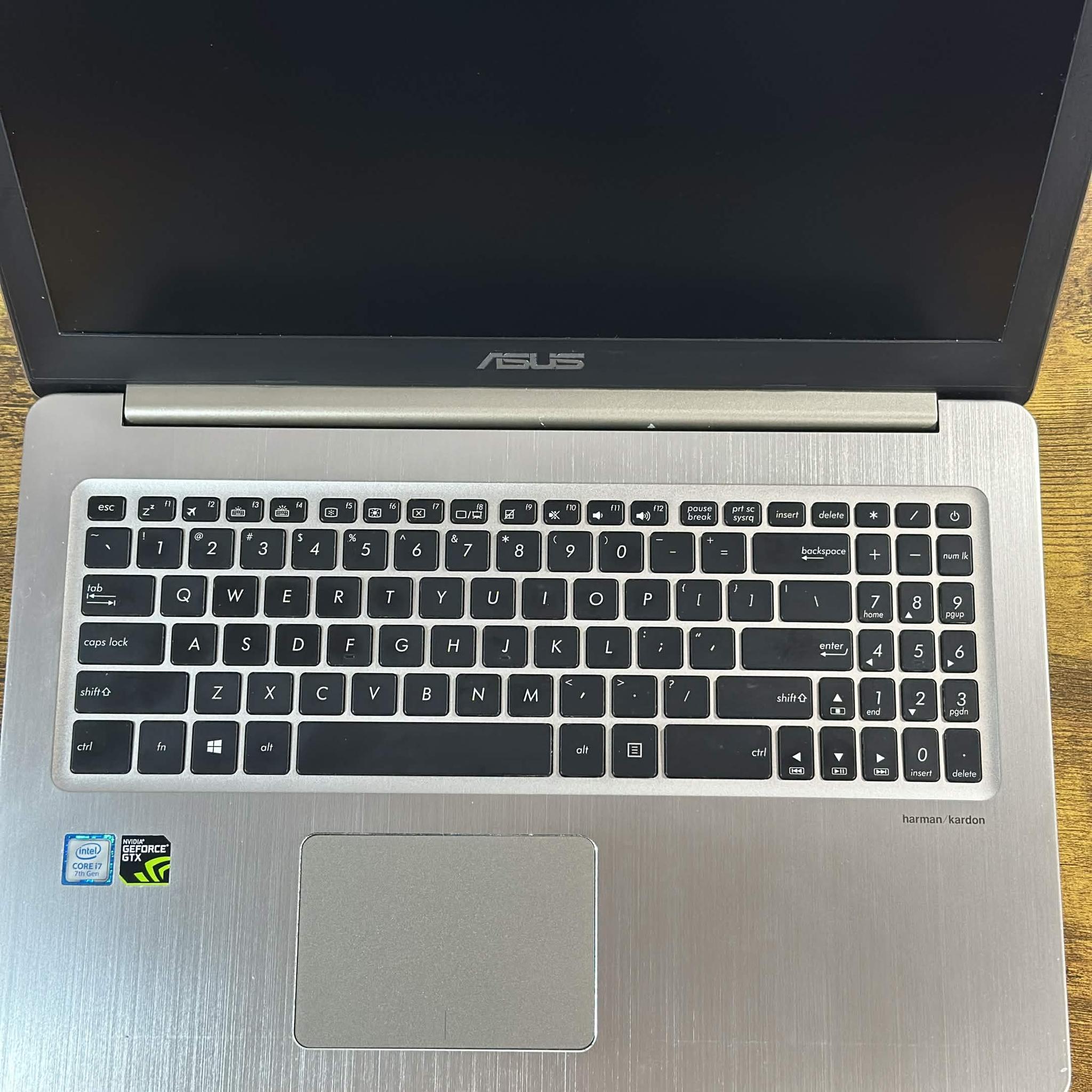 Asus M580V | Intel i7 7700HQ | GTX 1050 4GB | 16GB DDR4 | 1.2TB Storage | Windows 11 | Gaming Laptop