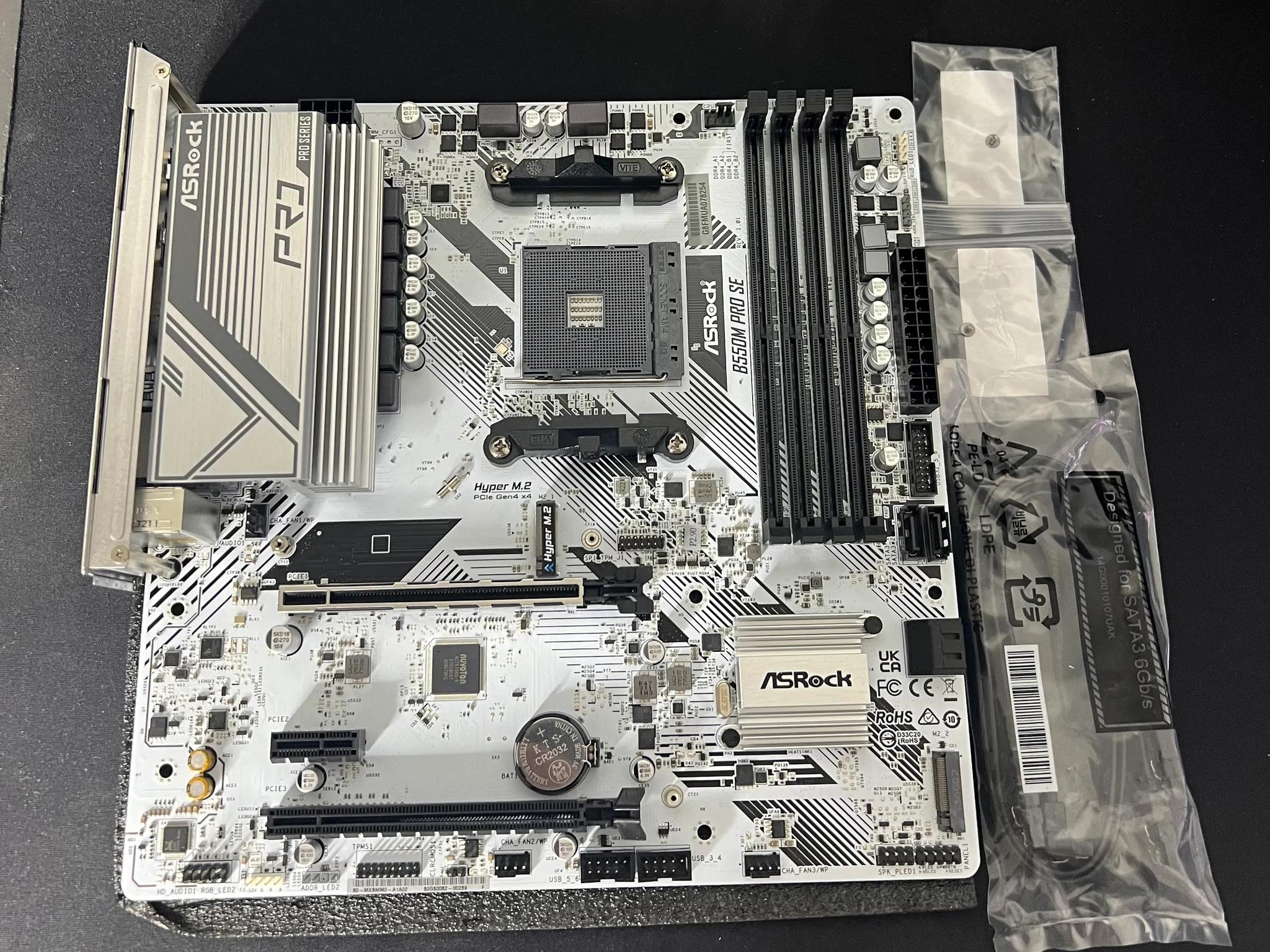 ASRock B550M Pro SE AMD AM4 microATX Motherboard