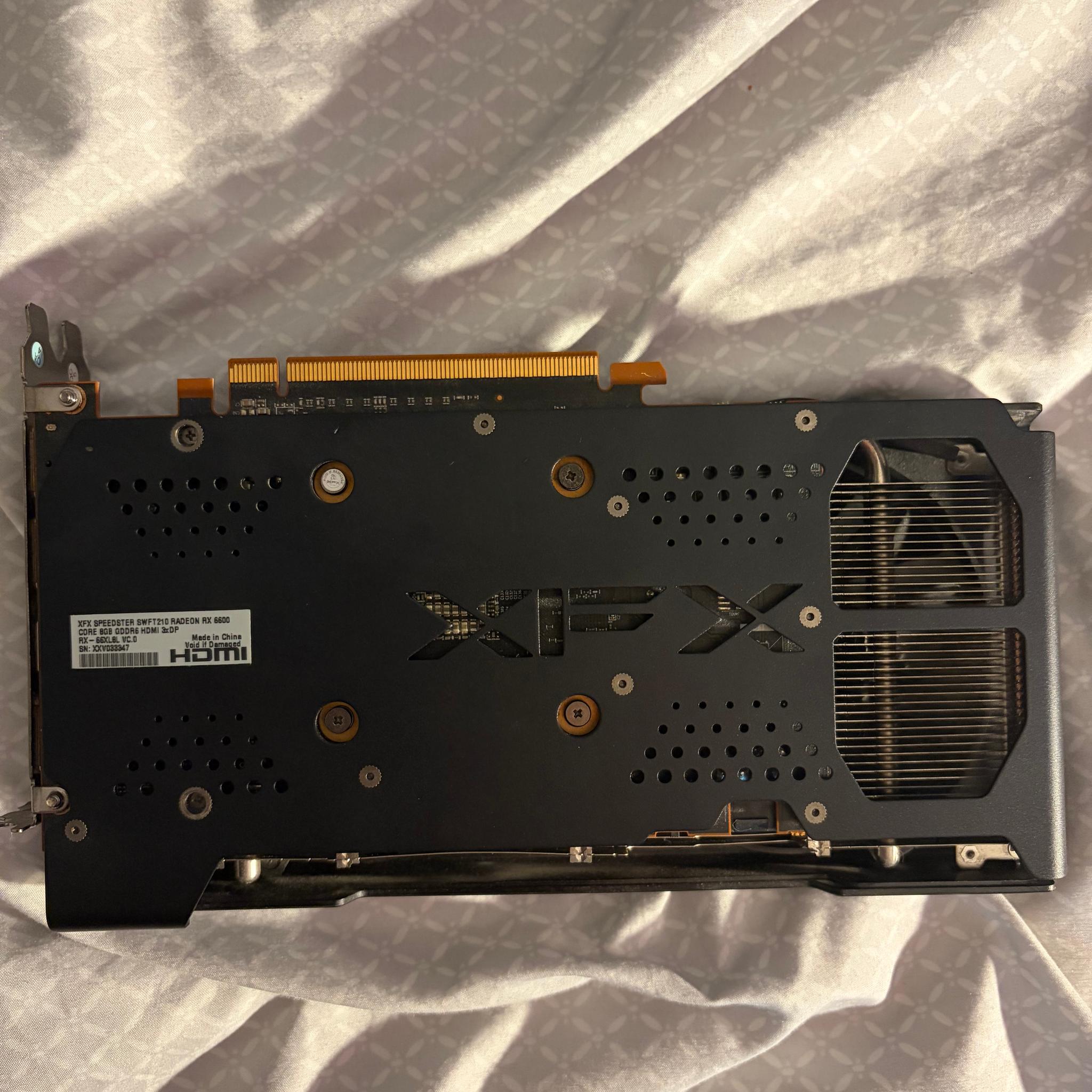 XFX Speedster SWFT 210 Radeon RX 6600