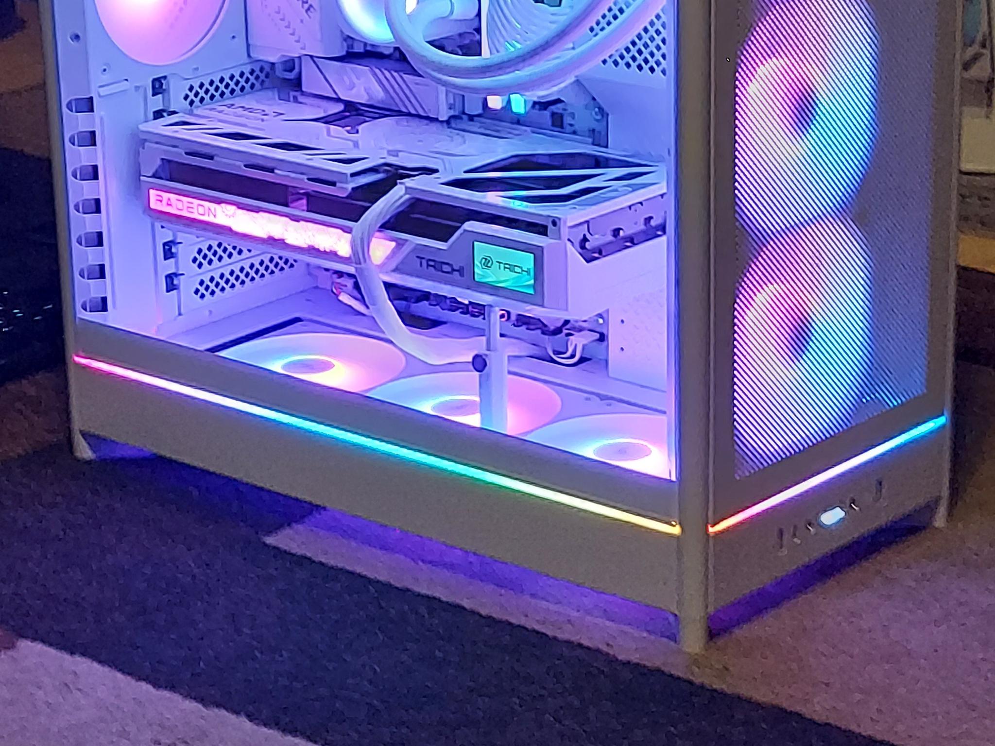 Extreme 9800X3D/RX 9070XT White Gaming PC