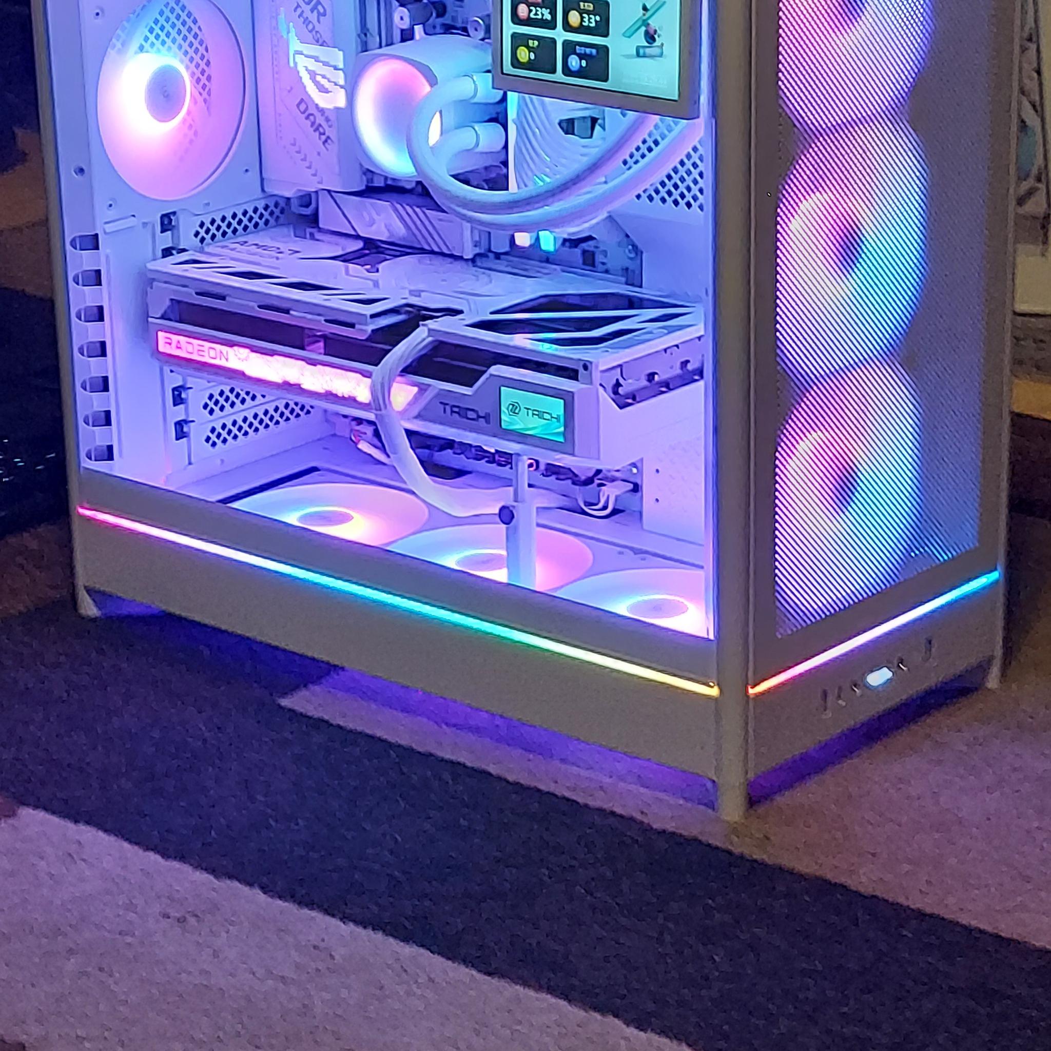 Extreme 9800X3D/RX 9070XT White Gaming PC