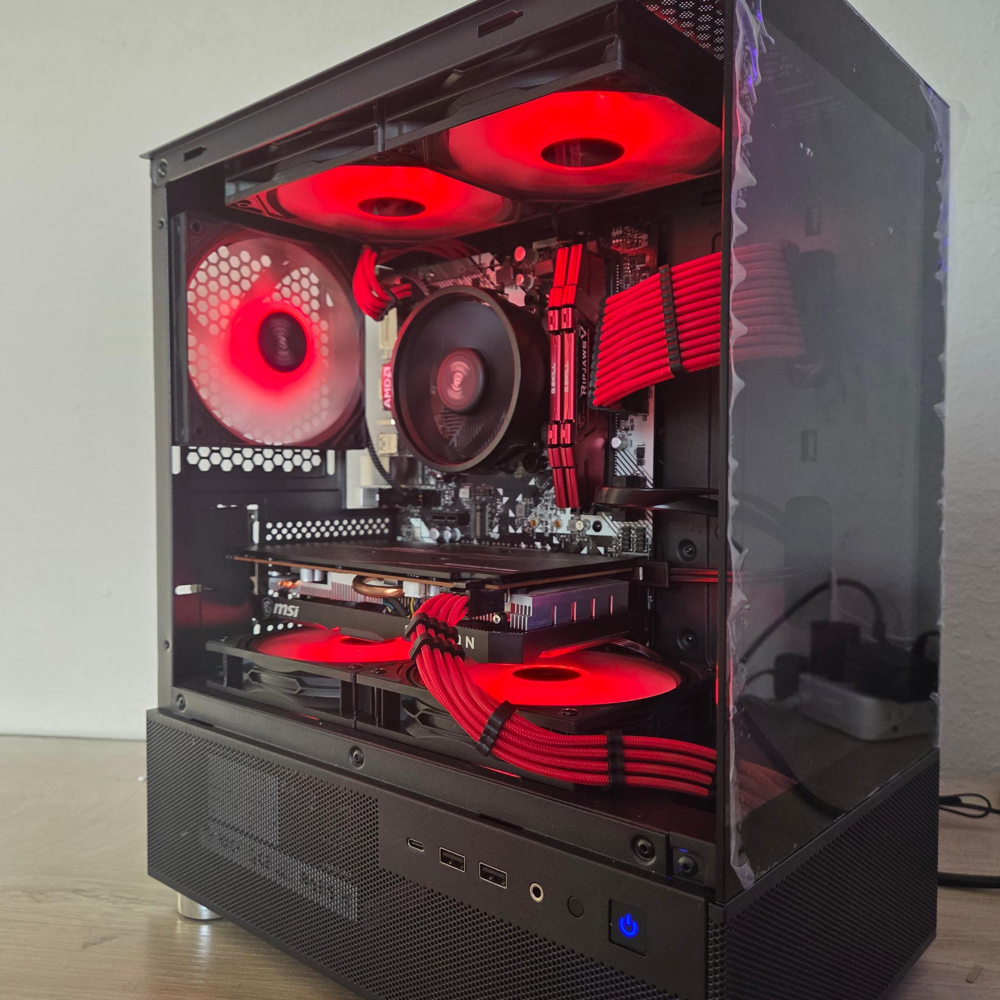 【取引中】ゲーミングPC　Ryzen7 2700X　Radeon RX 6600 AMD Red Reaper – Ryzen 7 2700X | RX 6600 | 16GB RAM | Red & Black