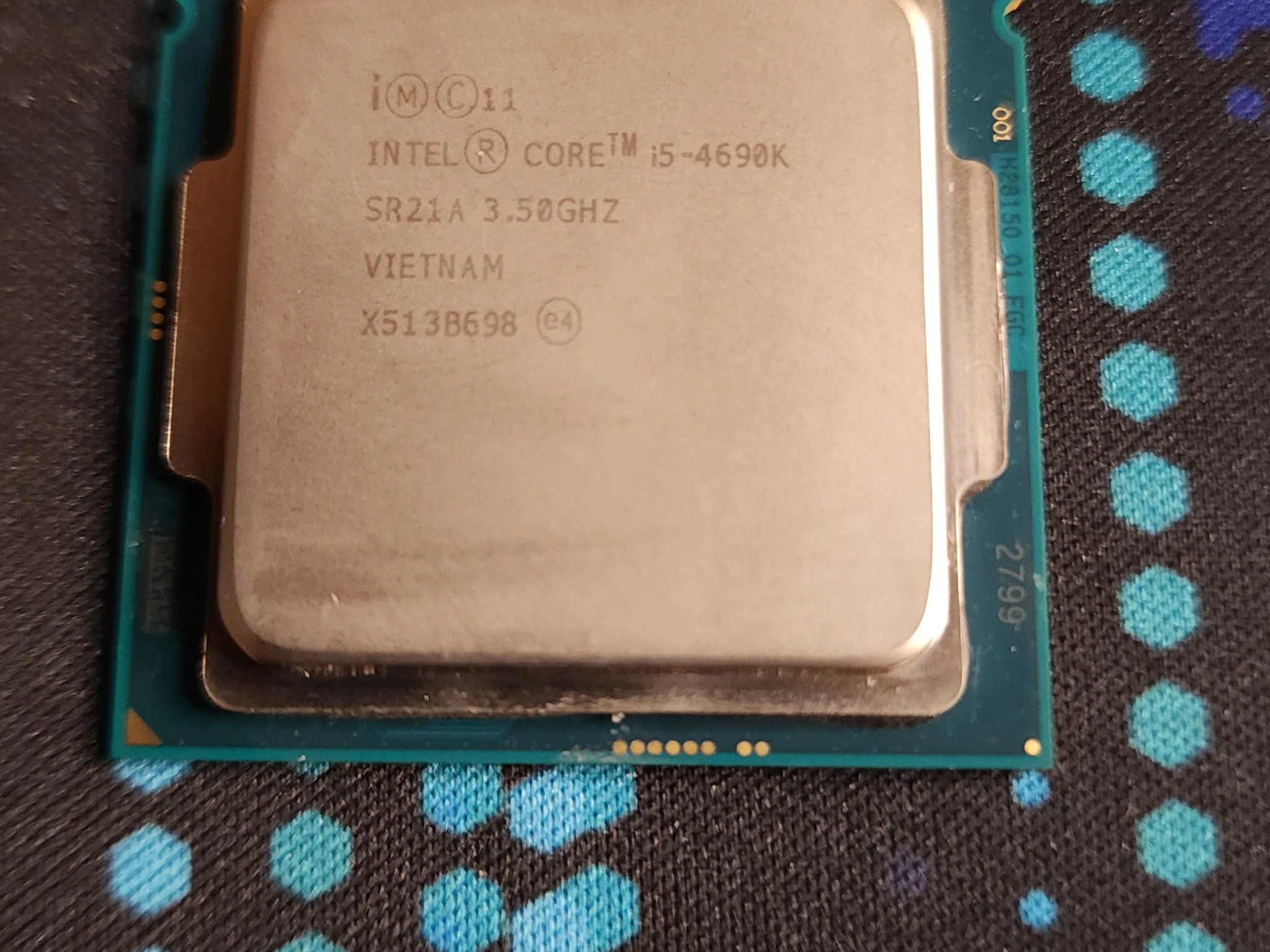 Intel Core i5-4690K 3.5 GHz Quad-Core Processor