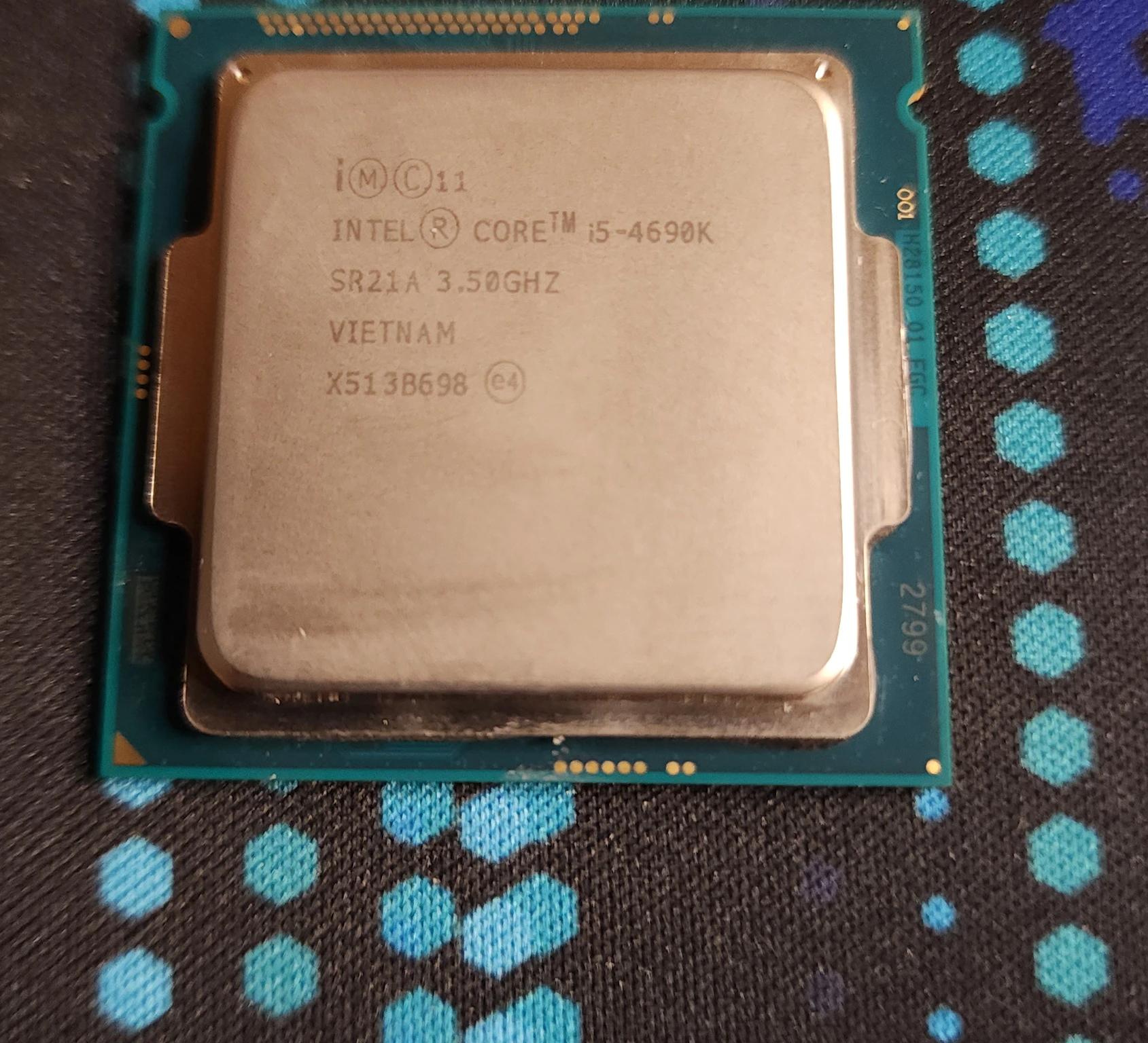 Intel Core i5-4690K 3.5 GHz Quad-Core Processor
