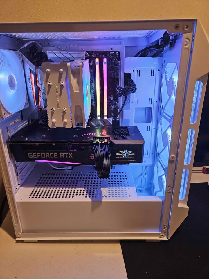 ⛄ White Custom Gaming PC ⛄| Ryzen 5 5600X | AORUS 3070 LED | 16GB DDR4 | 512GB | 1440P GAMING