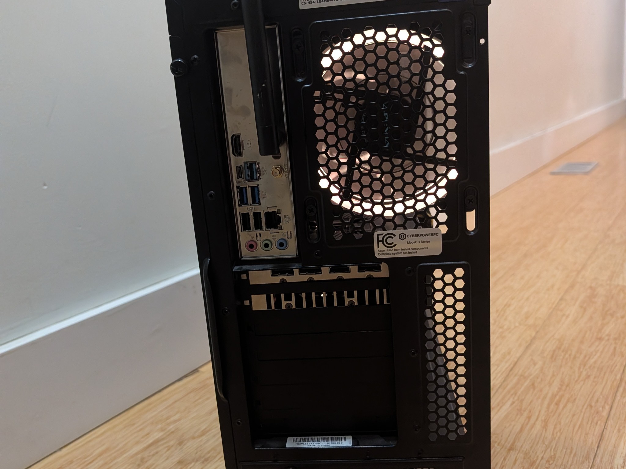 Custom CyberPower Gaming PC | RX 6600 | I7 8700 | 16GB | 1TB NVME | Windows 11 |