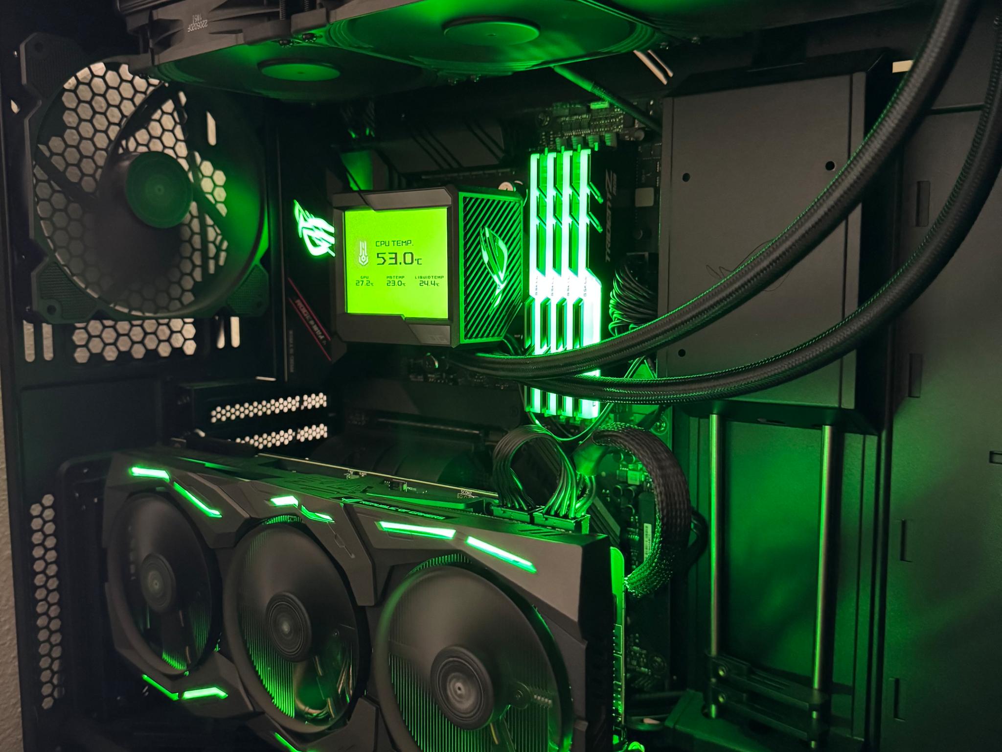 ASUS ROG STRIX THEME - AMD Ryzen 5800x3D with Strix 2080 Ti, 32GB Ram 4Tb storage