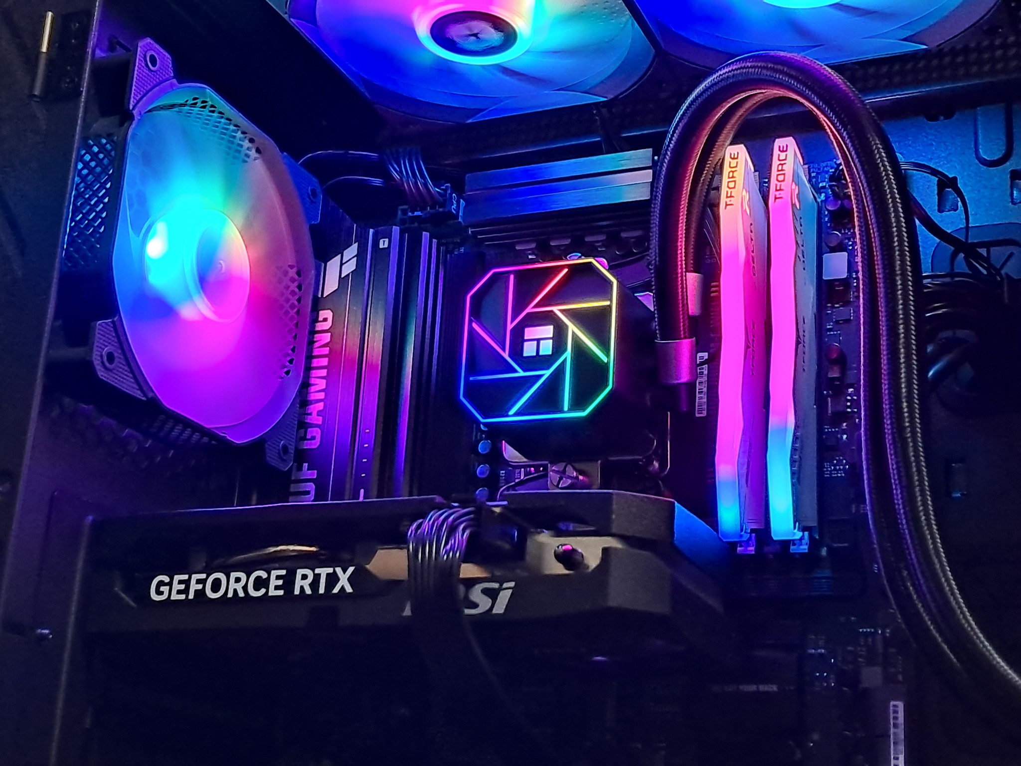 ⚔️1080p Ultra Slayer⚔️ Ryzen 5 7500F | RTX 5060 | 16GB DDR5 | 1TB SSD | WiFi!