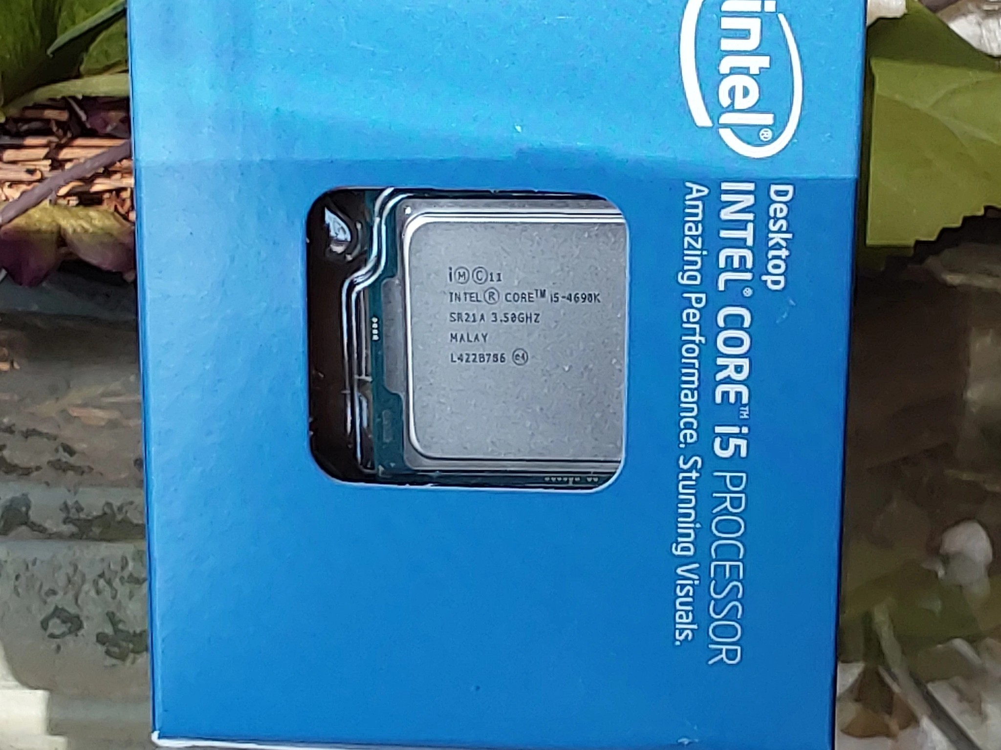 NEW Intel i5 4690k 3.5GHz CPU in original retail box