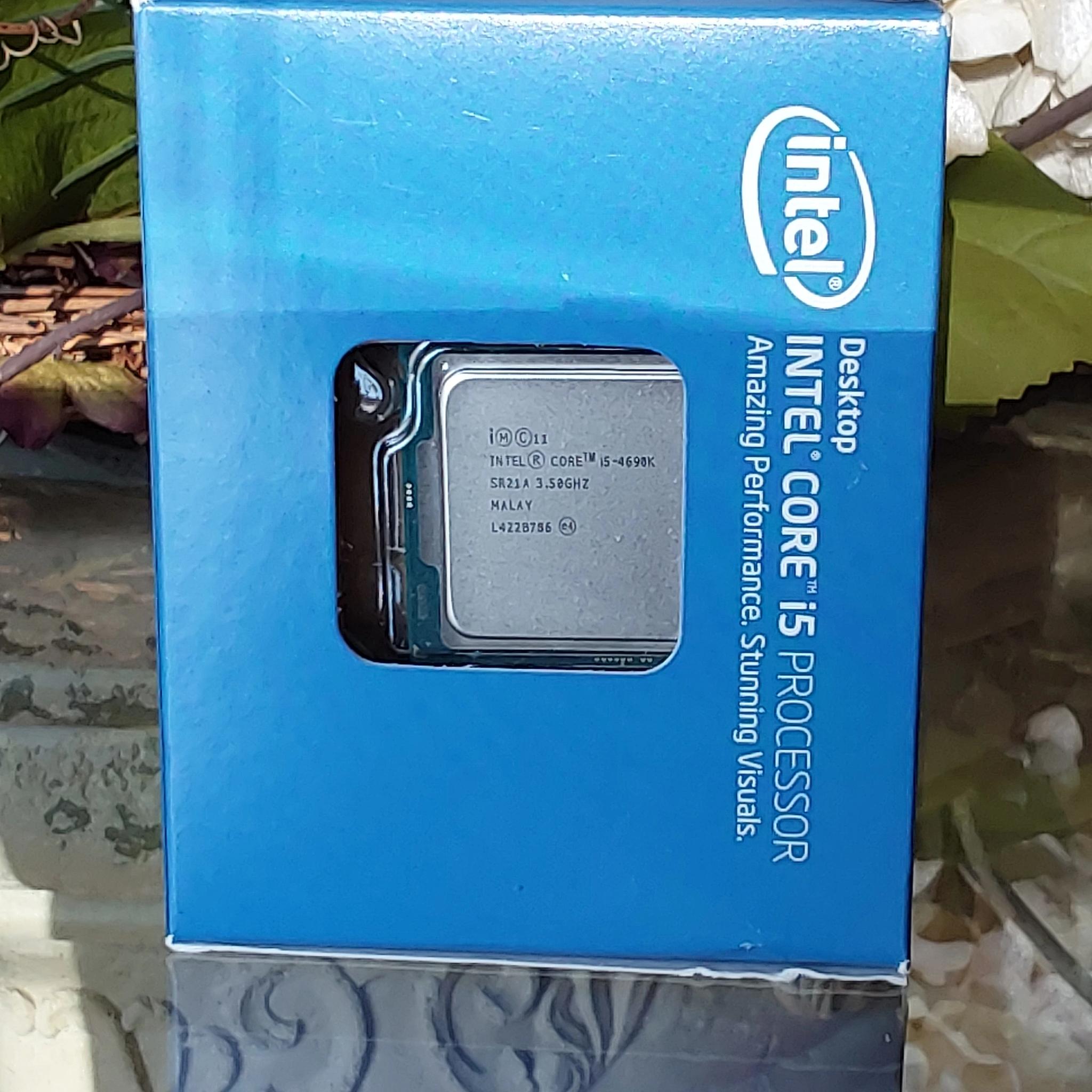 NEW Intel i5 4690k 3.5GHz CPU in original retail box