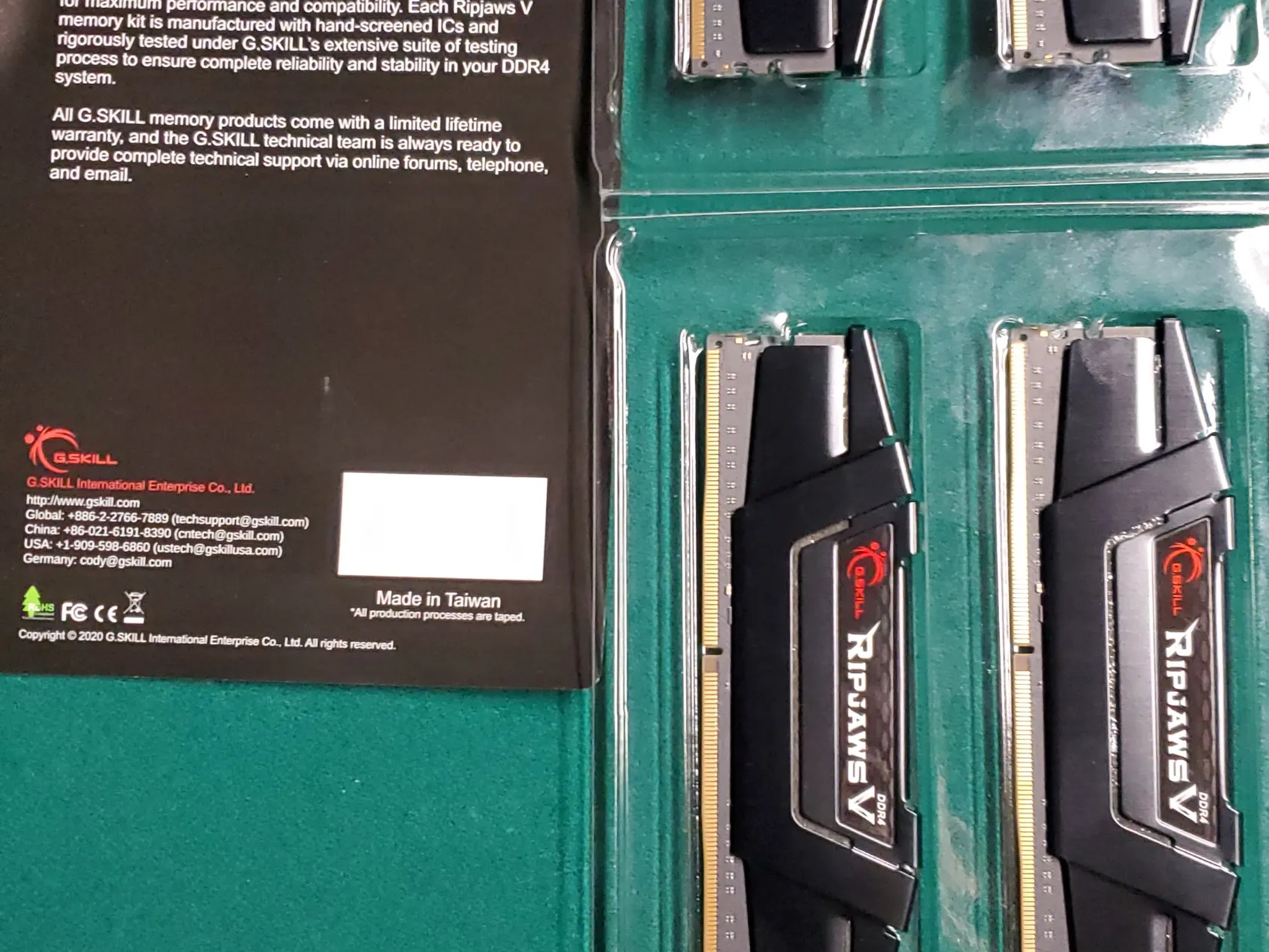 G. Skill Ripjaws DDR4 3200MT, CL16 4X16g
