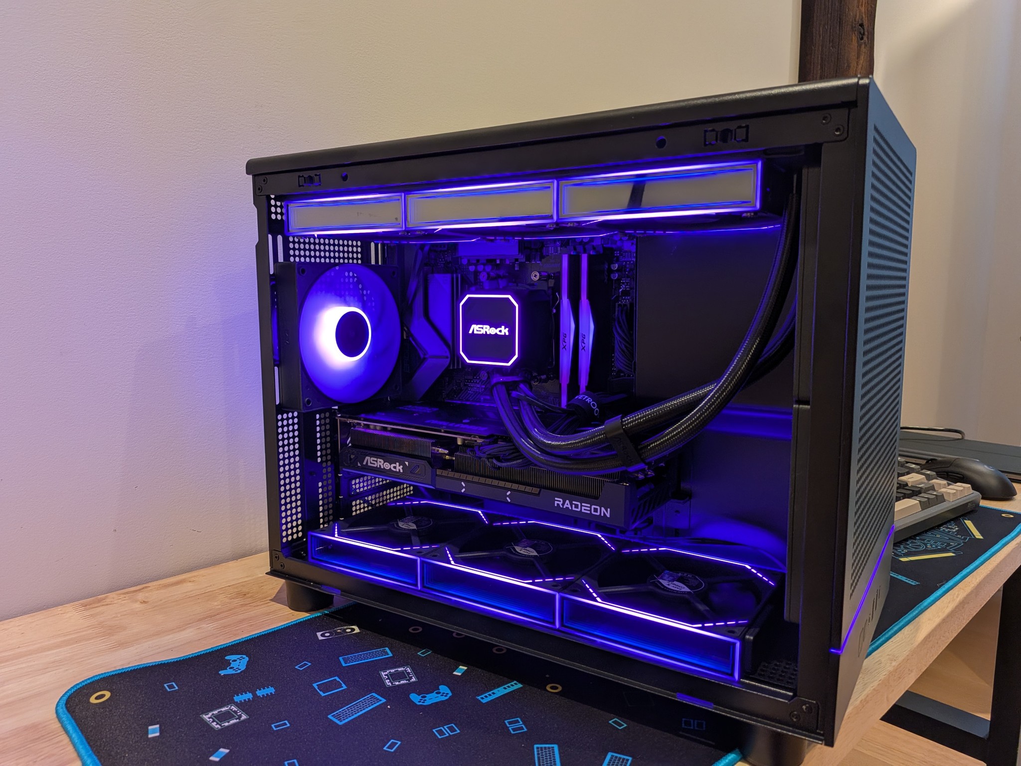 1440p Nightcrawler - RX 9070, Ryzen 5 9600X, 32 GB DDR5 RAM, 1 TB Gen 4 NVME, RGB, Liquid Cooled