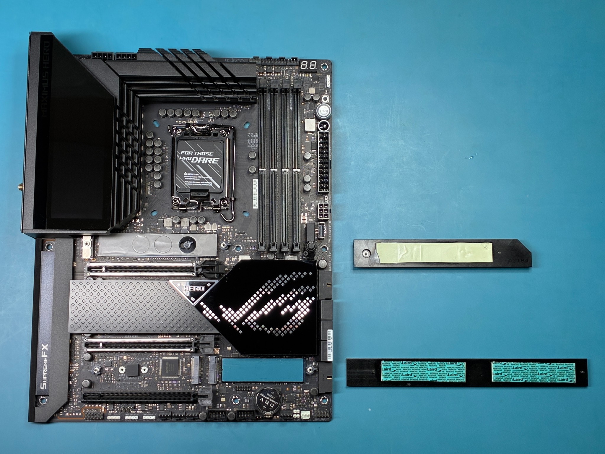 Asus ROG MAXIMUS Z690 HERO (Motherboard)