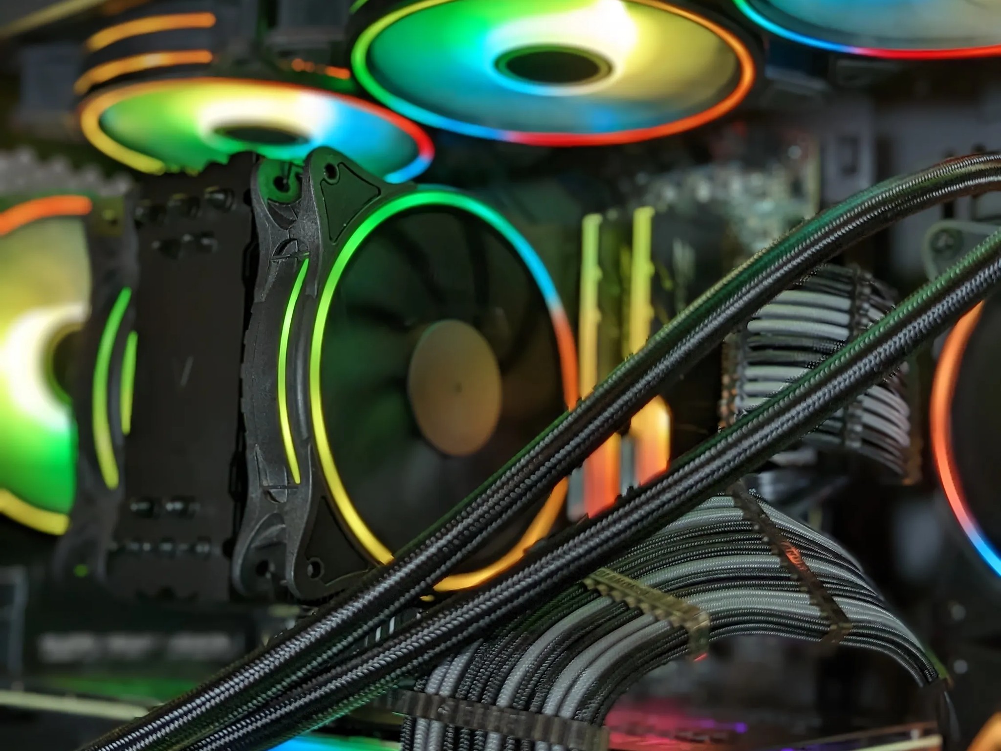 i5 13600KF // RTX 3080 Hybrid // 32GB 4000mhz DDR4 // 1TB Gen4 NVMe // WiFi