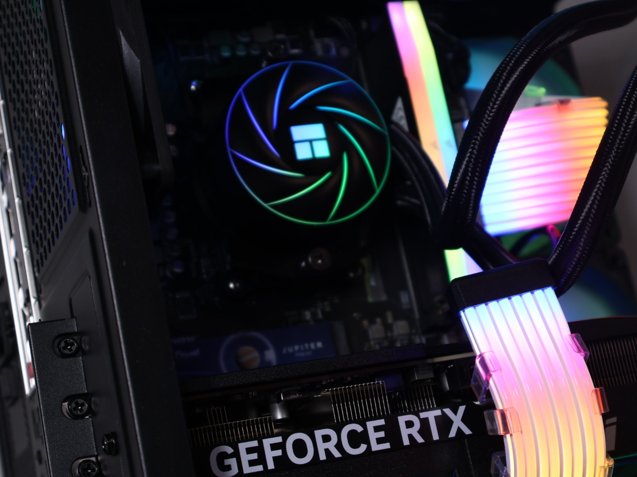 🔥Hyperion| RTX 5070 Ryzen 7 9700x 32gb DDR5 1tb NVMe🔥