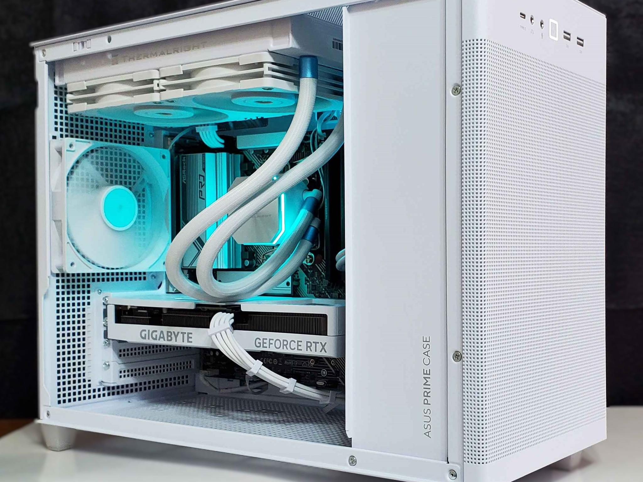 Iceberg🧊|RTX 4060Ti, 7600X White Gaming PC