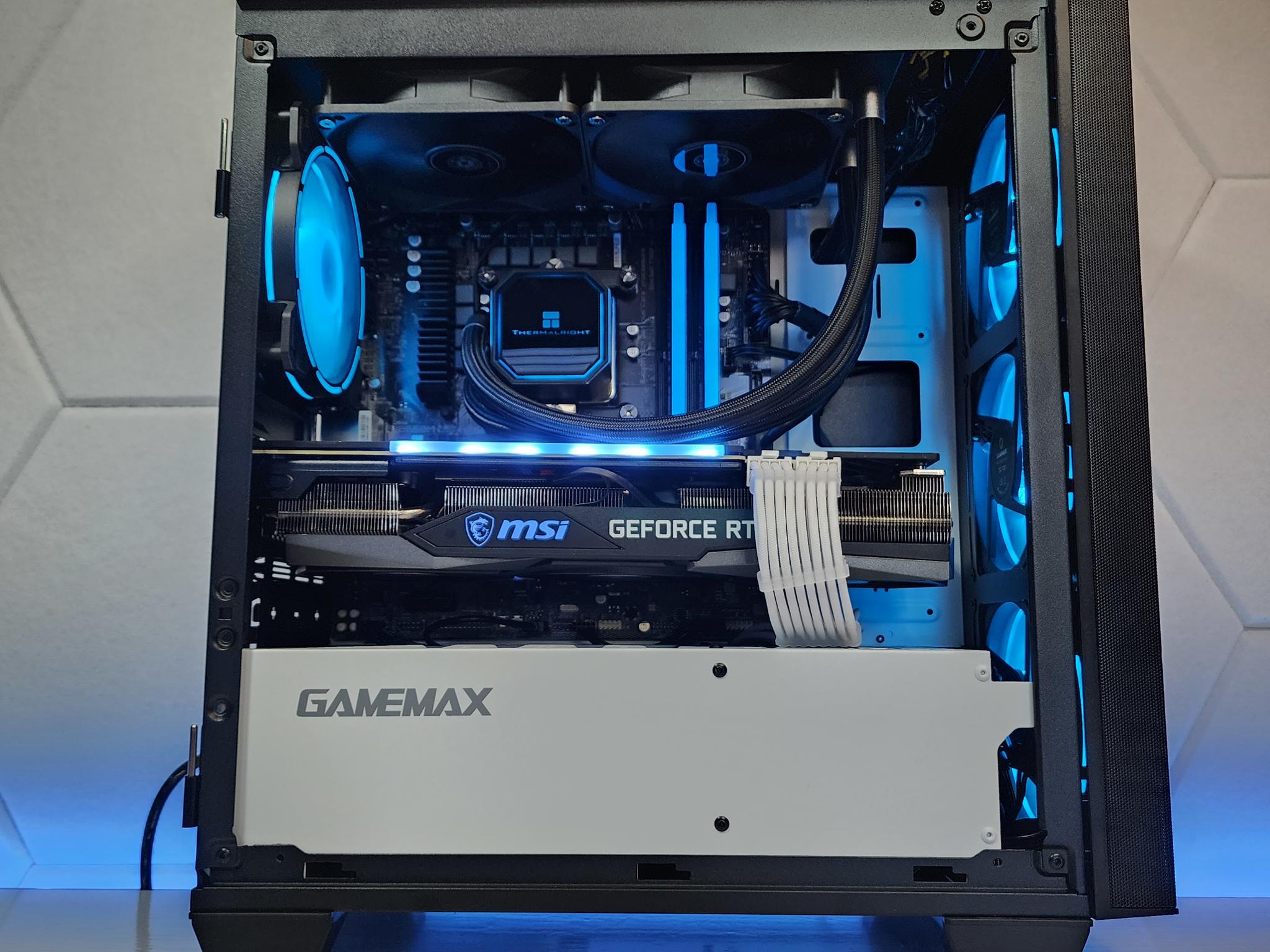 💙🤍 RTX 3070 // Core i5 12400 // 16GB 3600MHz // 1TB NVMe Gen 3