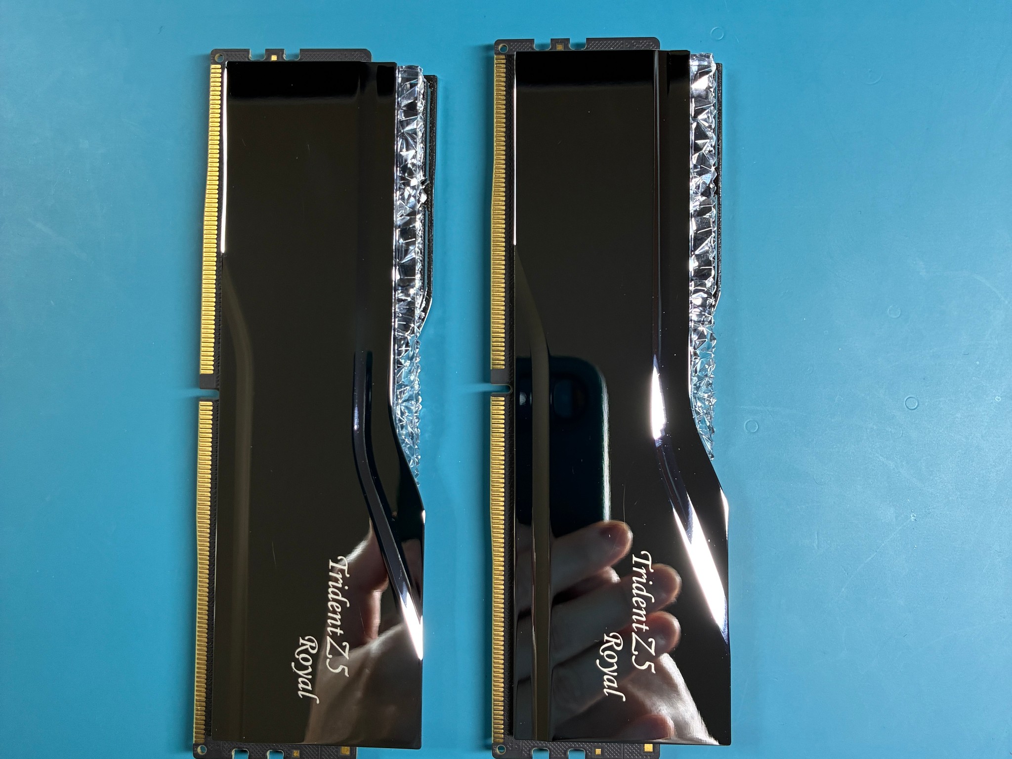 G.SKILL Trident Z5 Royal DDR5 48GB kit (Memory)