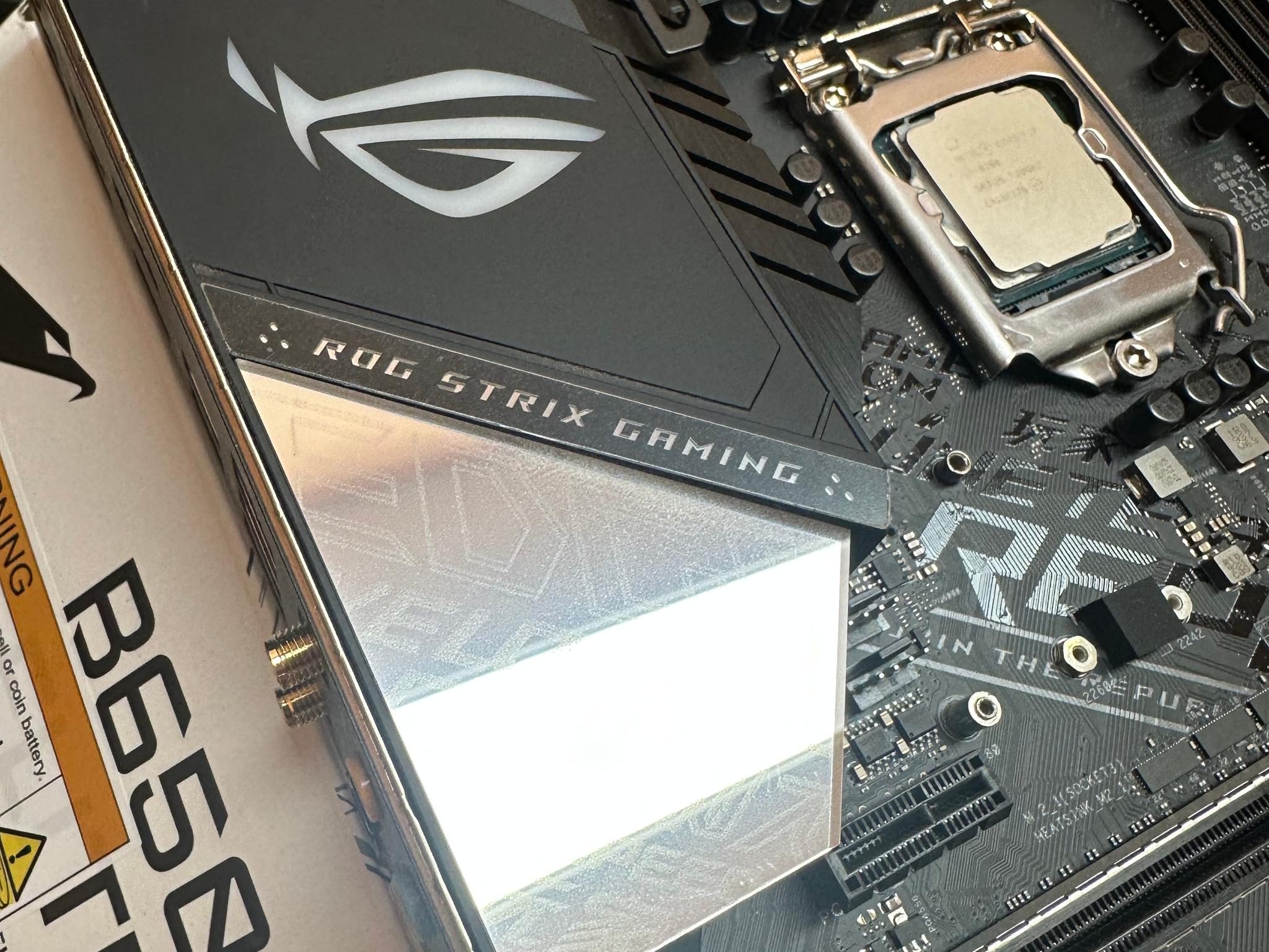 Intel core i7 8700 • ROG Strix Z390-E Gaming Motherboard