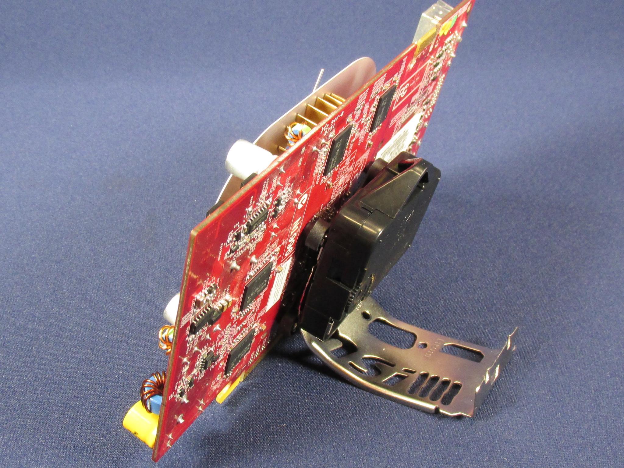 MSI GeForce 8600 GT - (NX8600GT-T2D512E-OC) Video Card Desktop GPU Clock