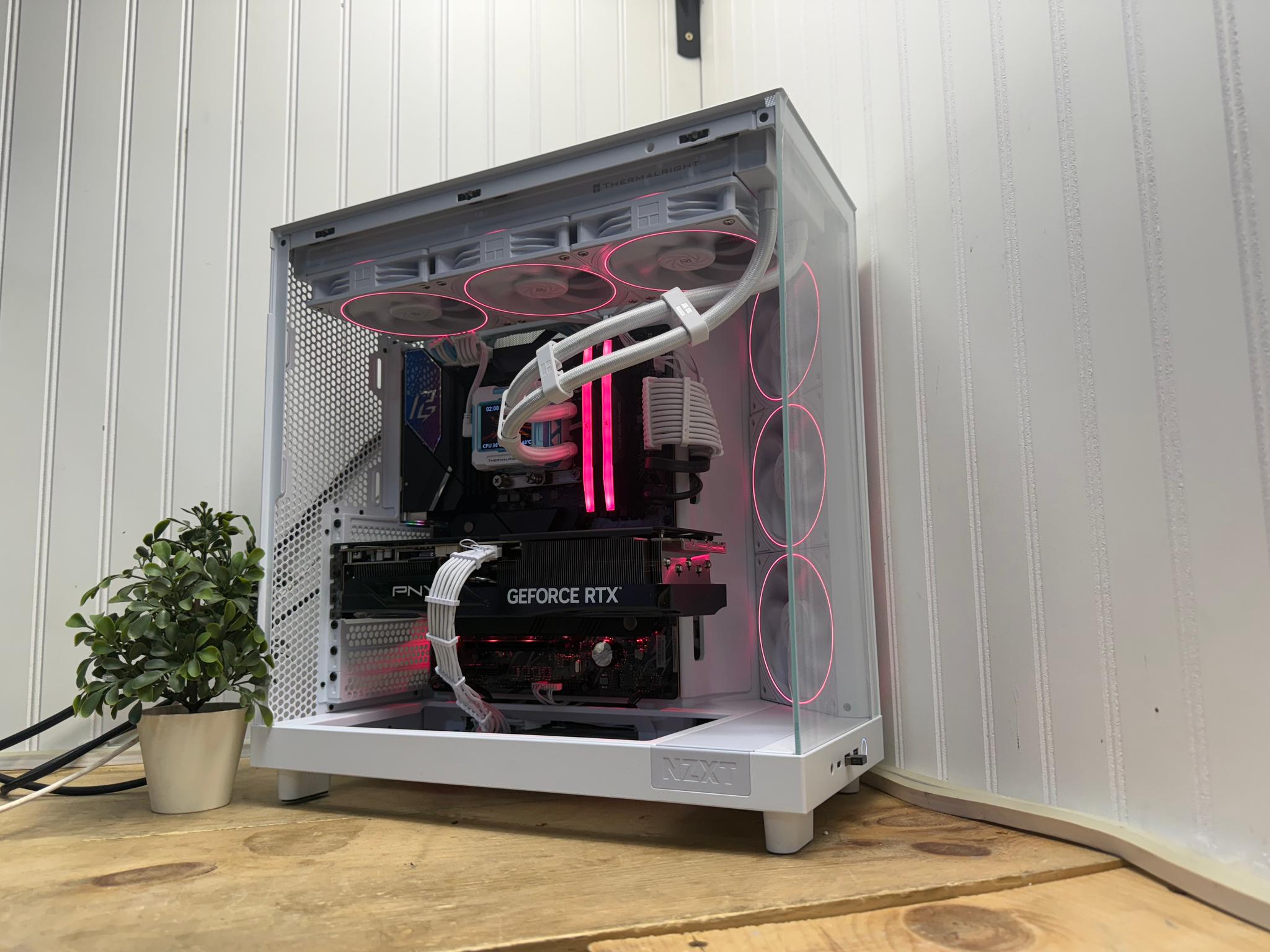 White Warrior 1440/4K  265k/RTX 5070 Ti/2TB nvm/32g DDR5/360mm AIO/850watt psu
