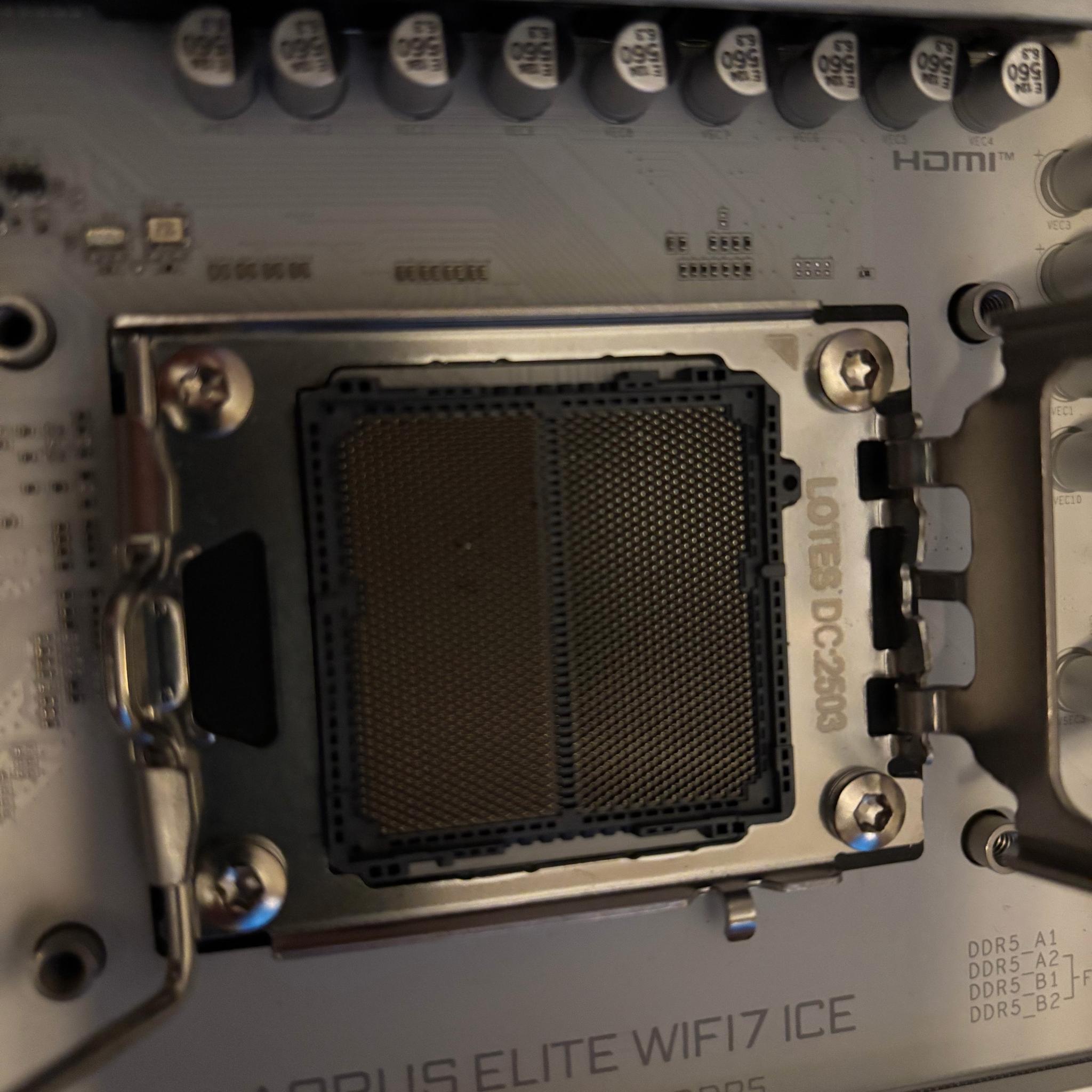 GIGABYTE X870 AORUS ELITE WIFI7 ICE AM5 LGA 1718, ATX,